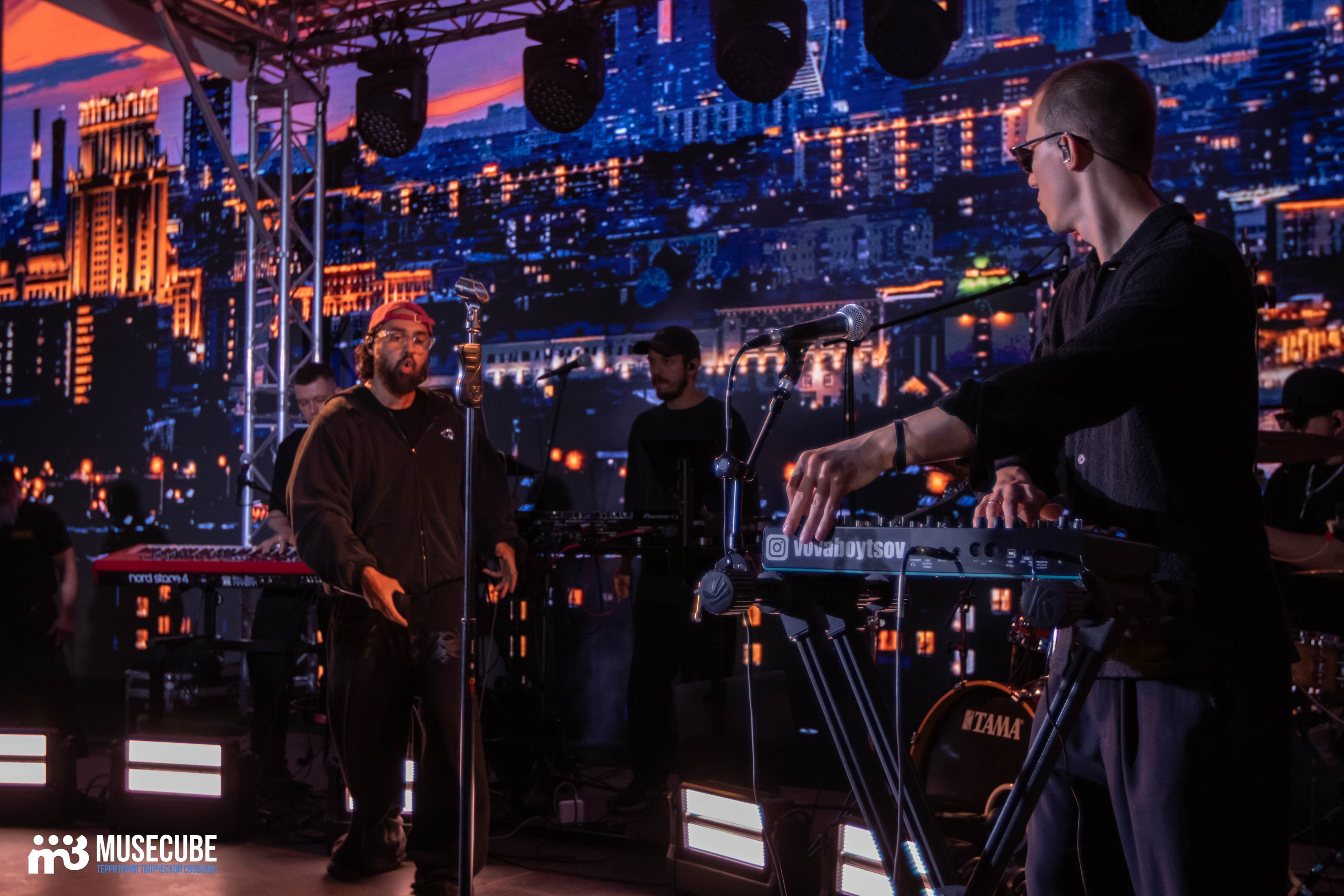 МОТ. Концертный фотограф