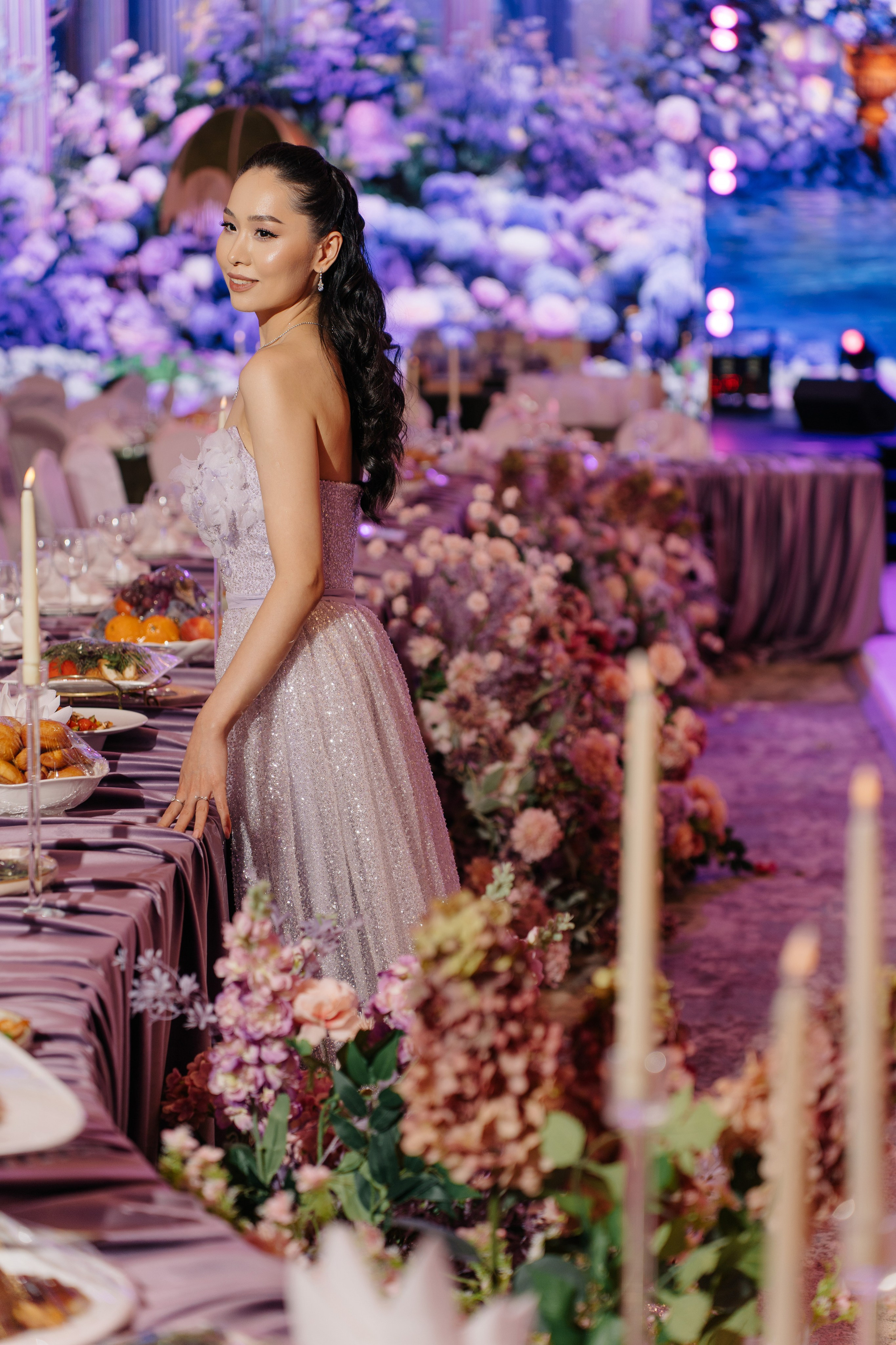 Ay-Dana Uzatu. ___________________________________________________