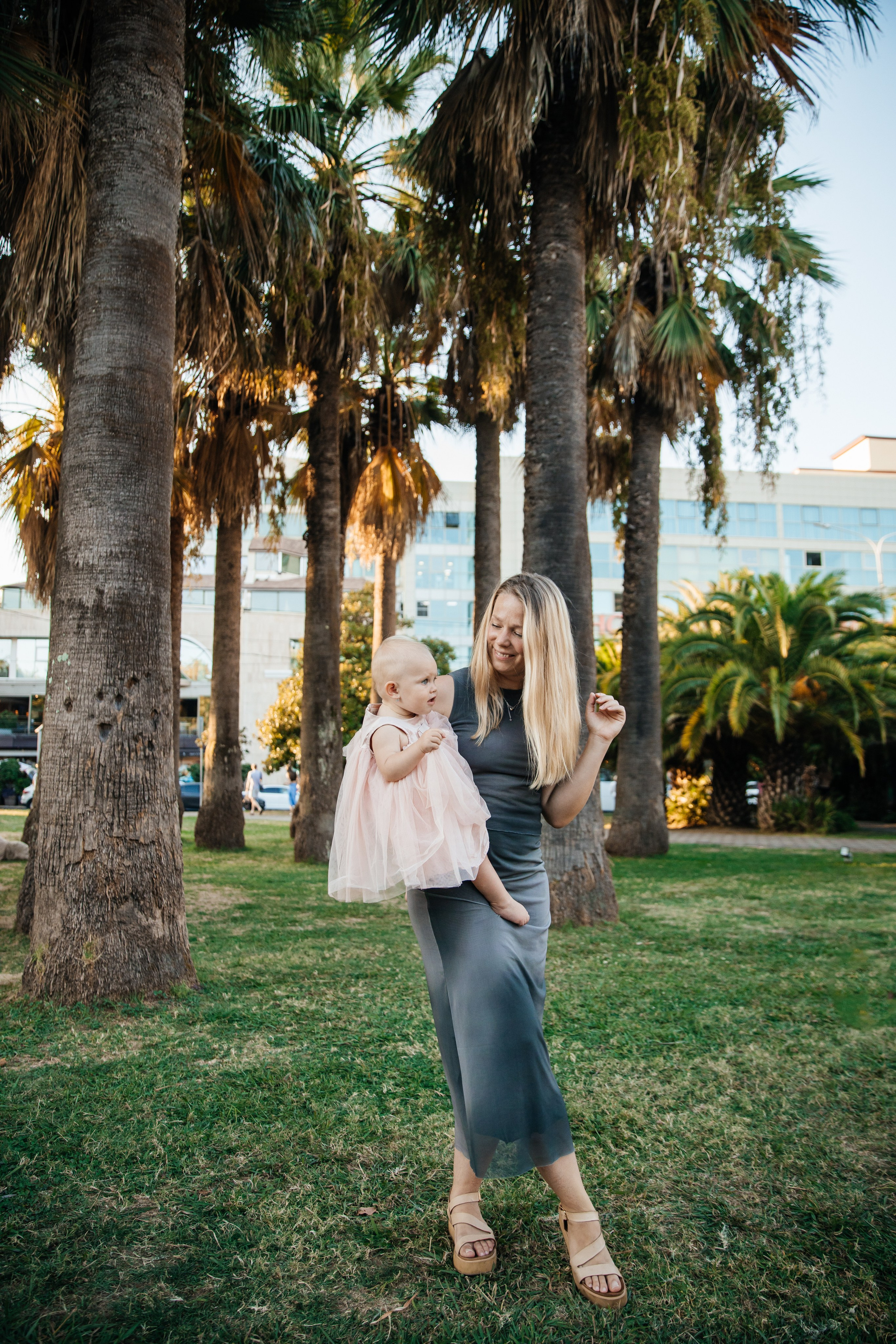 Таисия, Антон и две славных дочки. Фотограф в Сочи. Свадебная видеосъемка Сочи