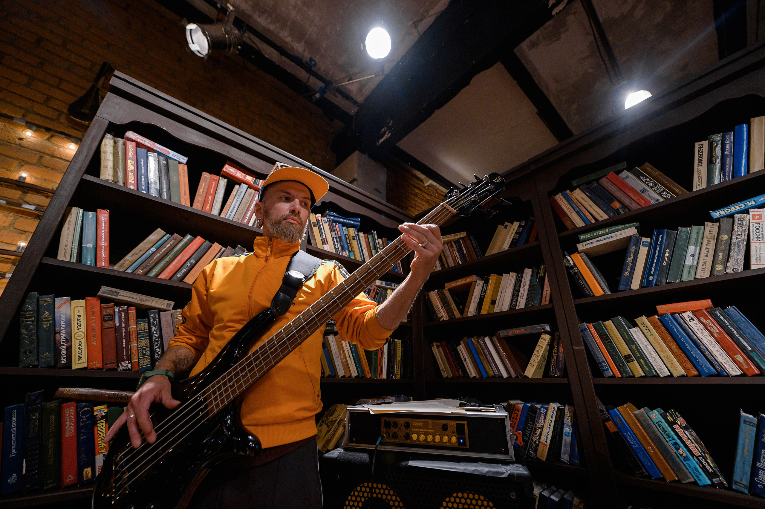 КВАРТИРНИК У МАРГУЛИСА. РЕПОРТАЖНЫЙ И БИЗНЕС ФОТОГРАФ В МОСКВЕ, ЕГОР НИКОЛАЕВ