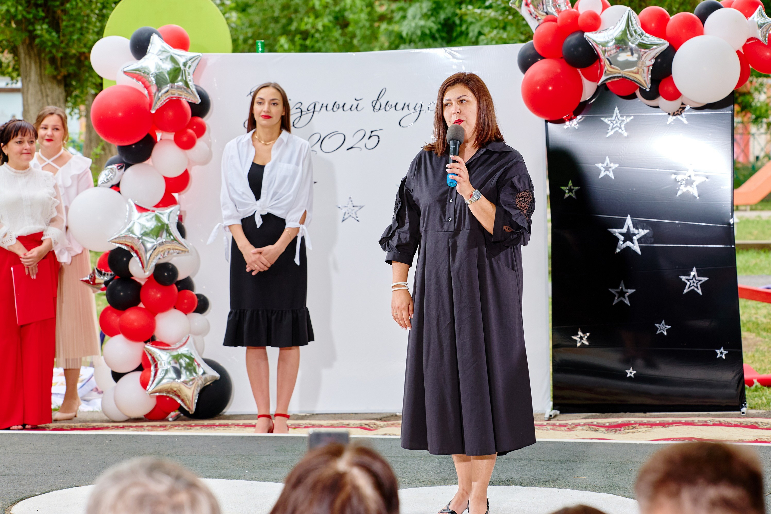 Выпускной 45 сад. Фотограф Выпускные альбомы Таганрог Сергей Коробченко