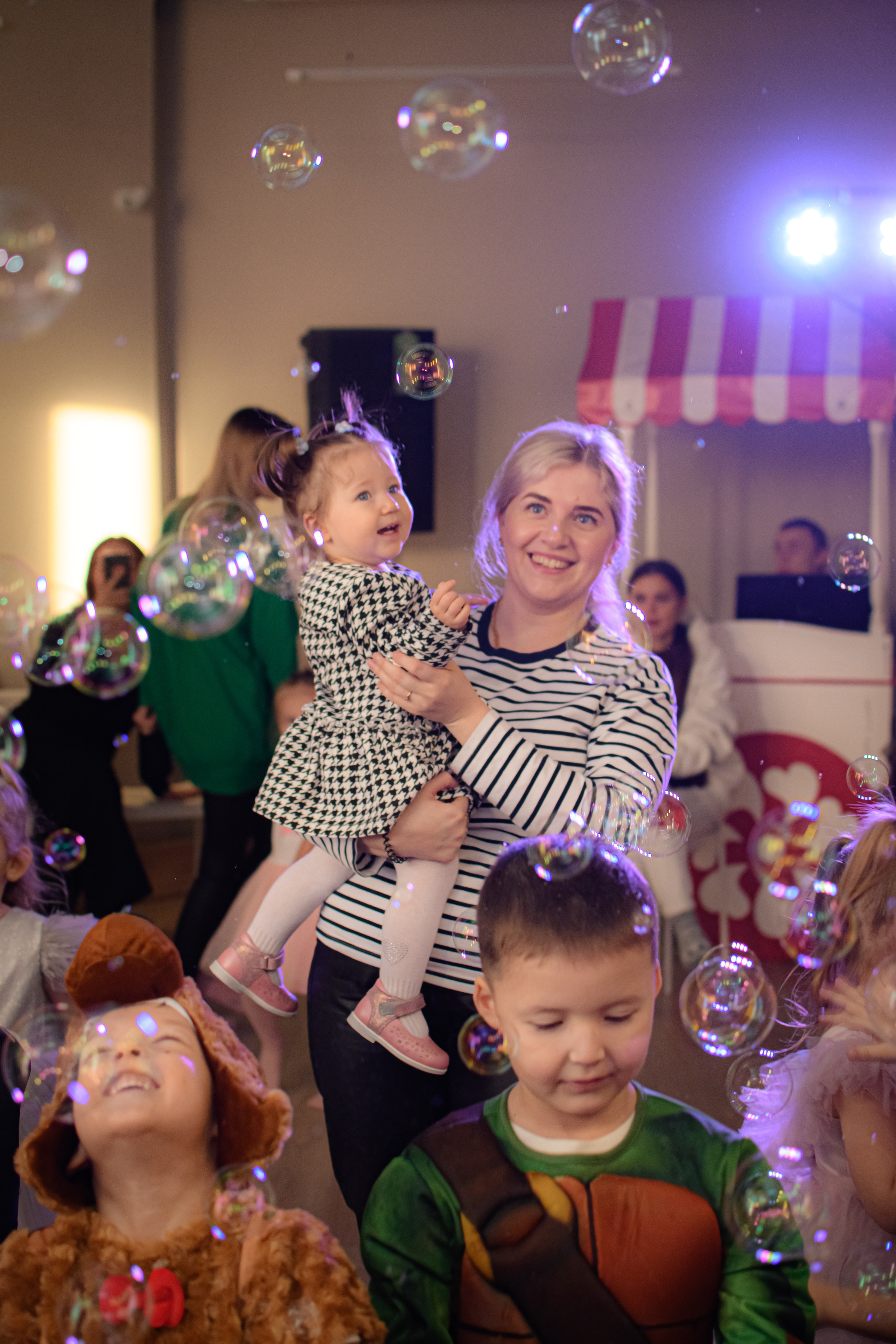 HAPPY NEW YEAR. Photokarish