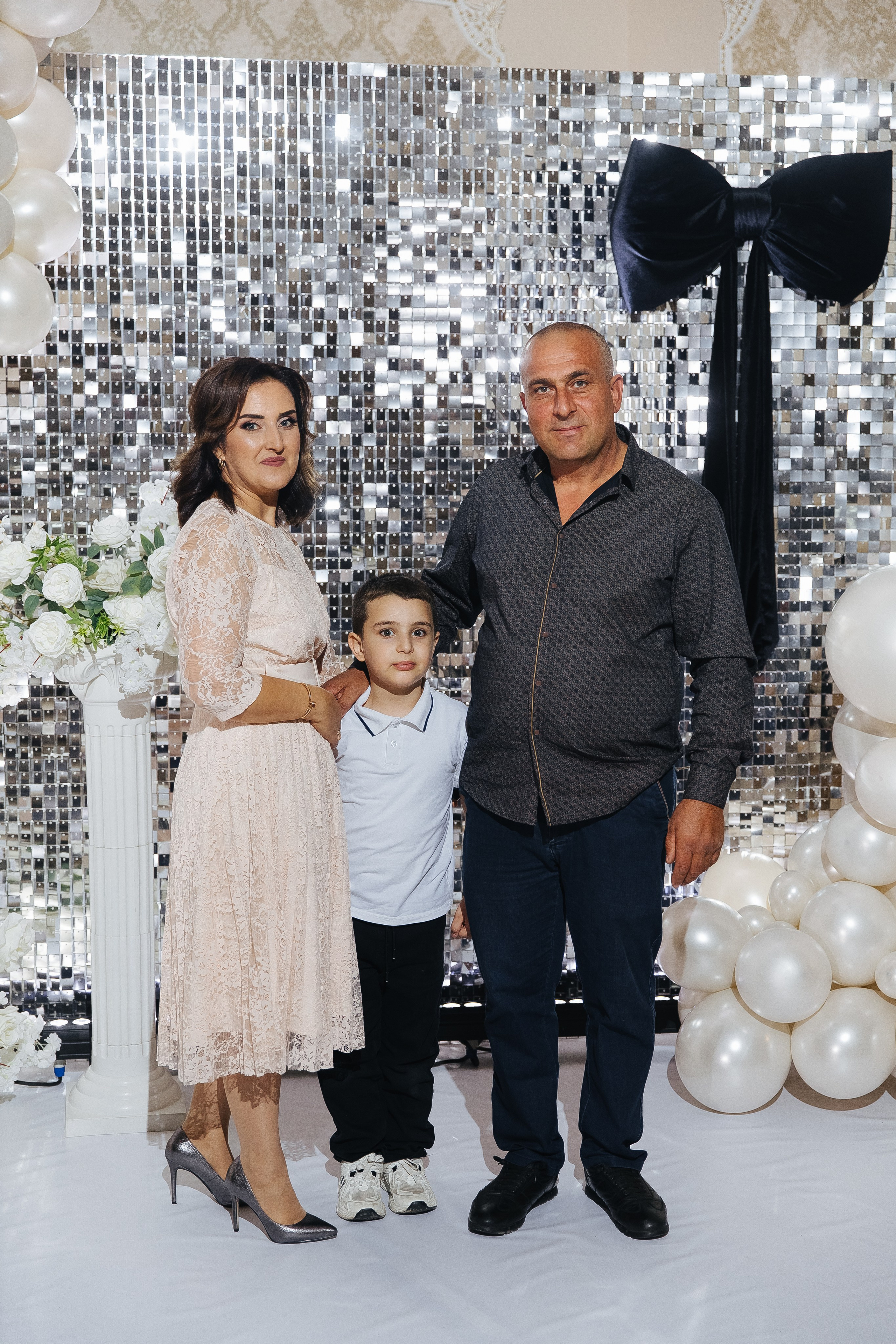 Ани и Назели. 35&5 День рождения, «Янтарь». Фотограф в Красноярске Надежда Воскресенская