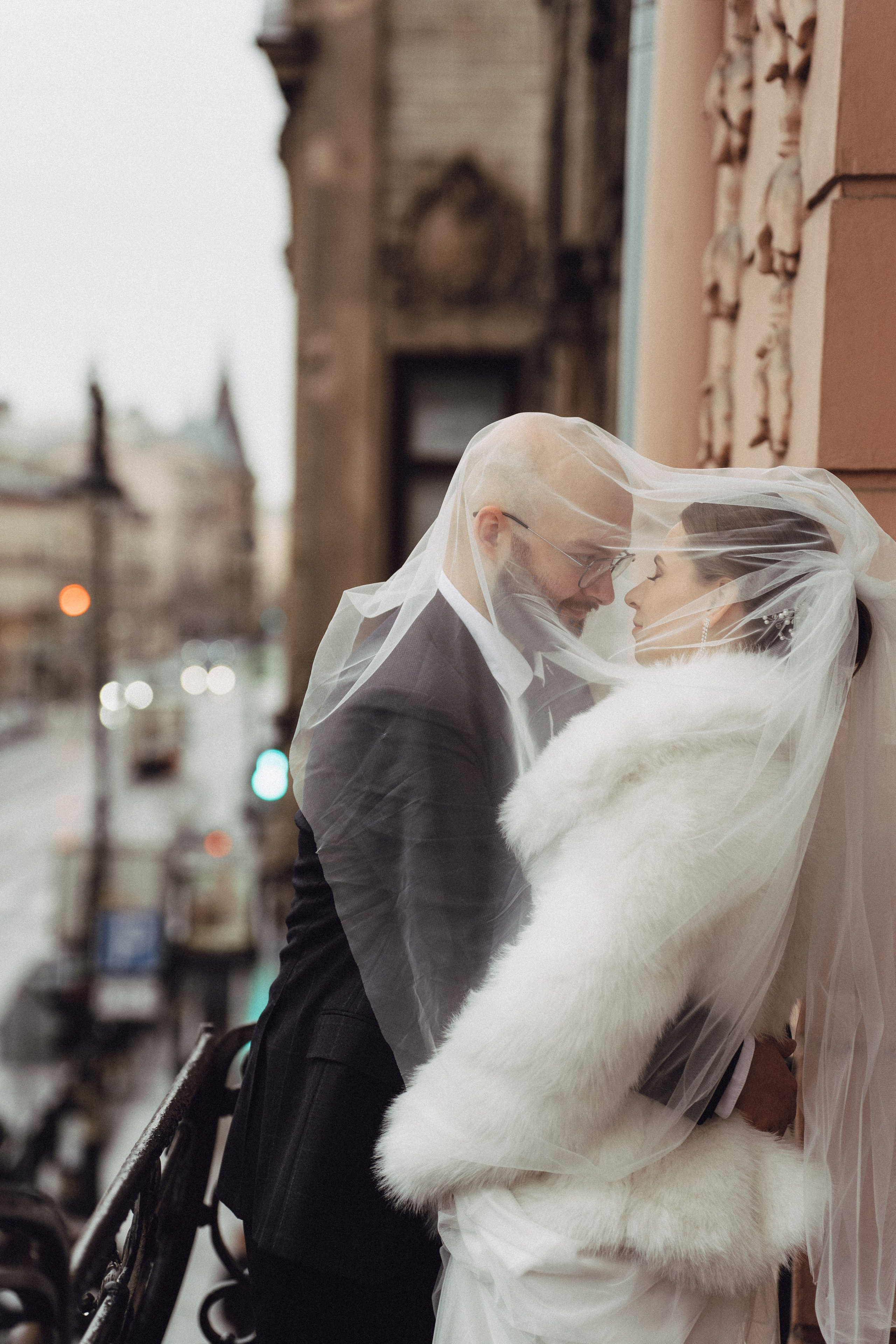 СВАДЕБНАЯ СЬЕМКА ВО ВТОРОМ ДВОРЦЕ (ДЕКАБРЬ) ТАКЖЕ СЬЕМКА В СТУДИИ НА ЧЕРНЫШЕВСКОЙ. Профессиональный фотограф, Санкт-Петербург — Виктория Богомолова