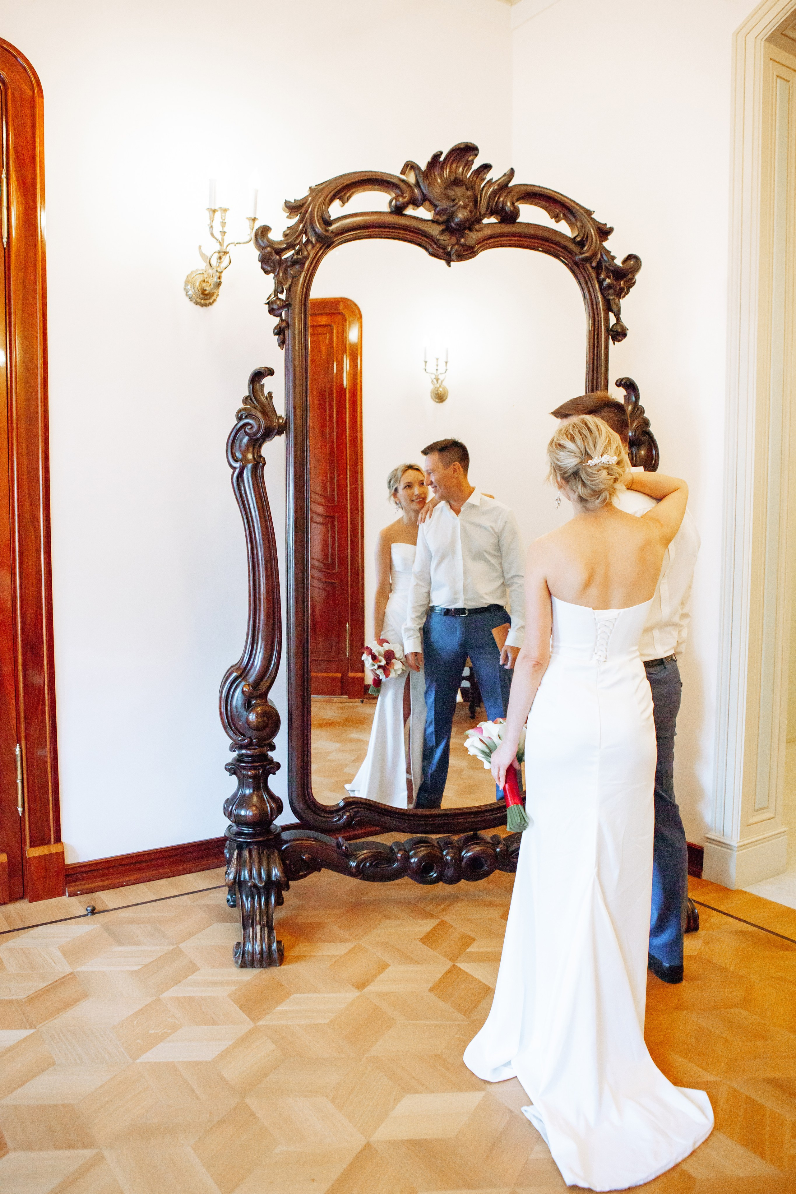 Утро невесты и фотосессия в гостинице radisson collection hotel moscow бывшая гостиница украина. Фотограф Ольга Ефремова