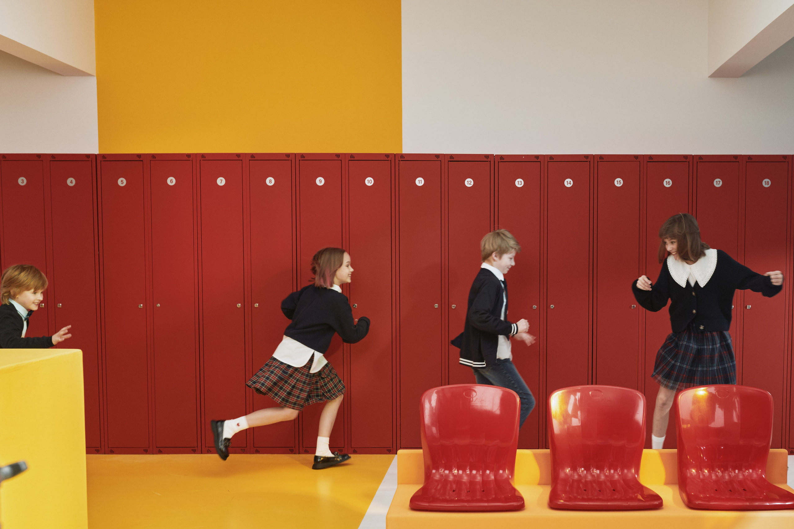 Детский мир. Евгений Бреча. Коммерческий и бэкстейдж фотограф в Москве