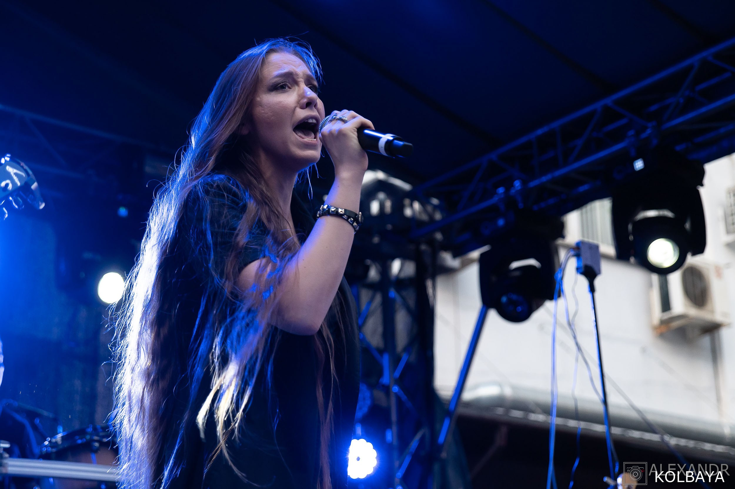 Фоторепортаж с мэшап концерта группы Черный Обелиск 4 июля 2024 года. Концертный и театральный репортажный фотограф в Москве Александр Колбая