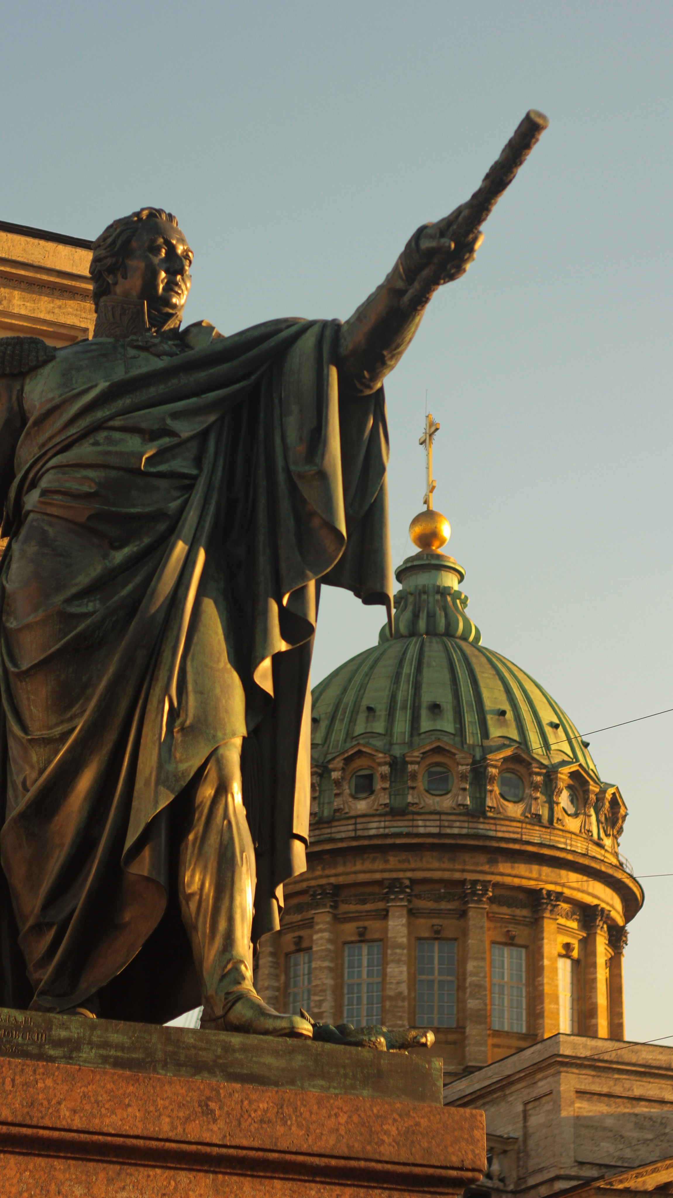 Казанский собор и Дом Книги. Портретный фотограф DanilNabody