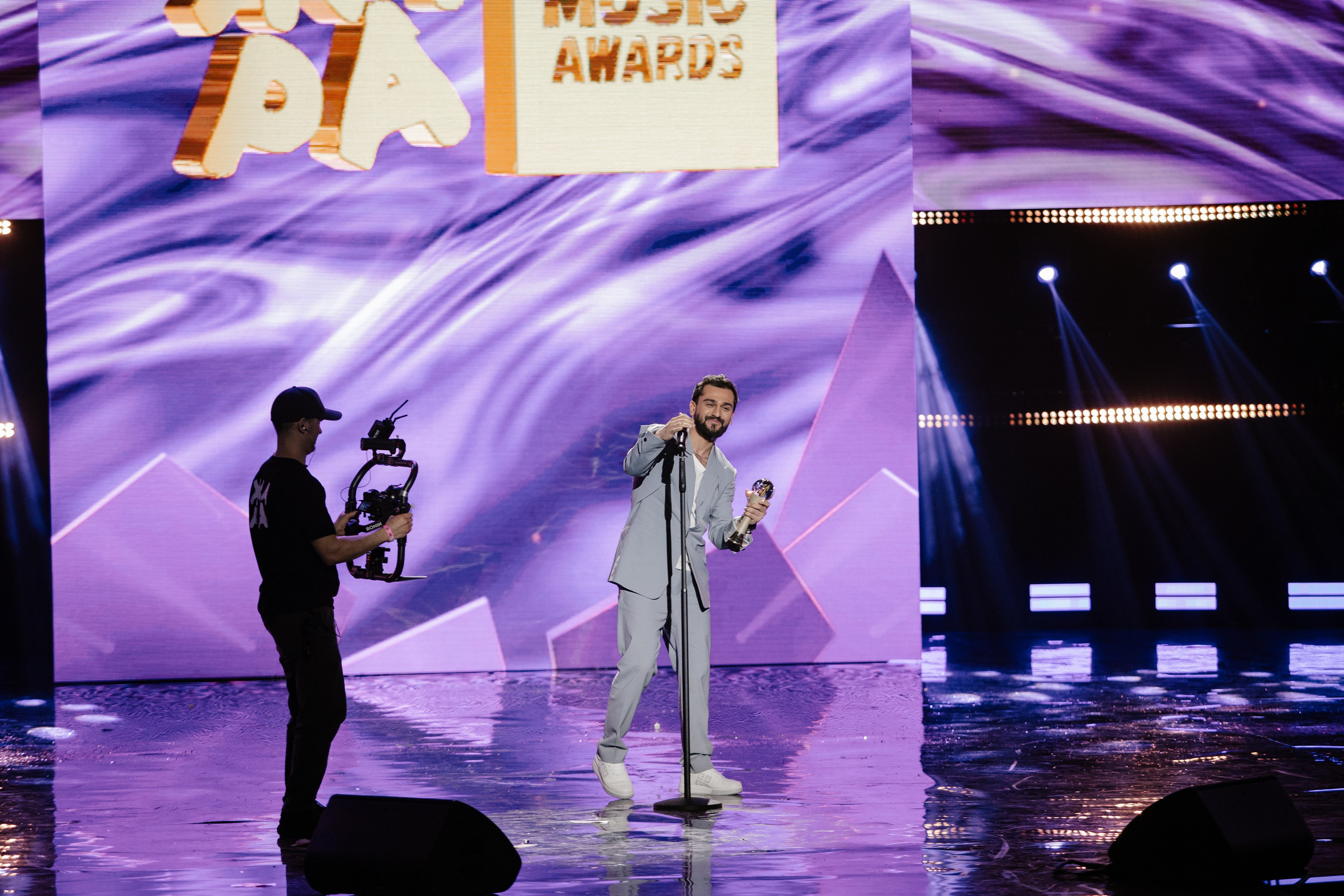 ЖАРА ТВ. Светский фотограф — Анисина Ирина