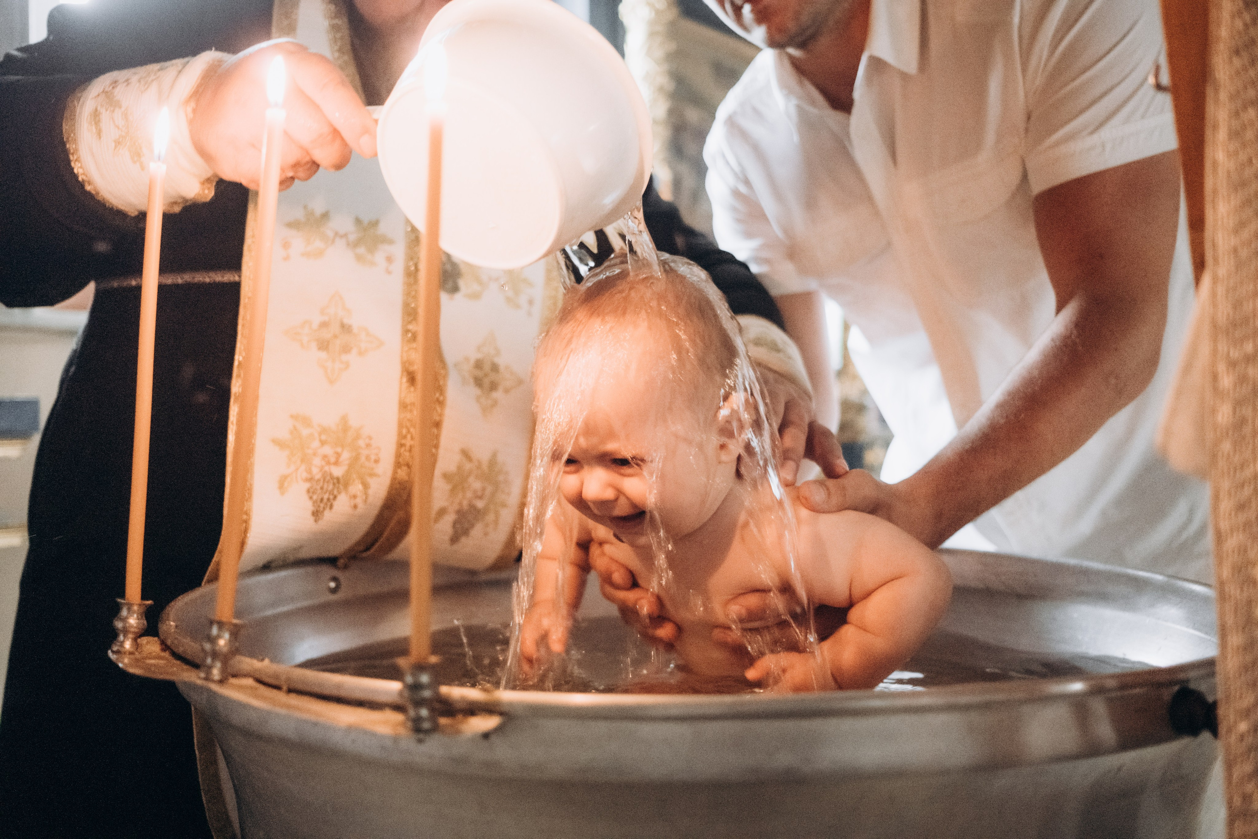 Крещение Киры. Главная