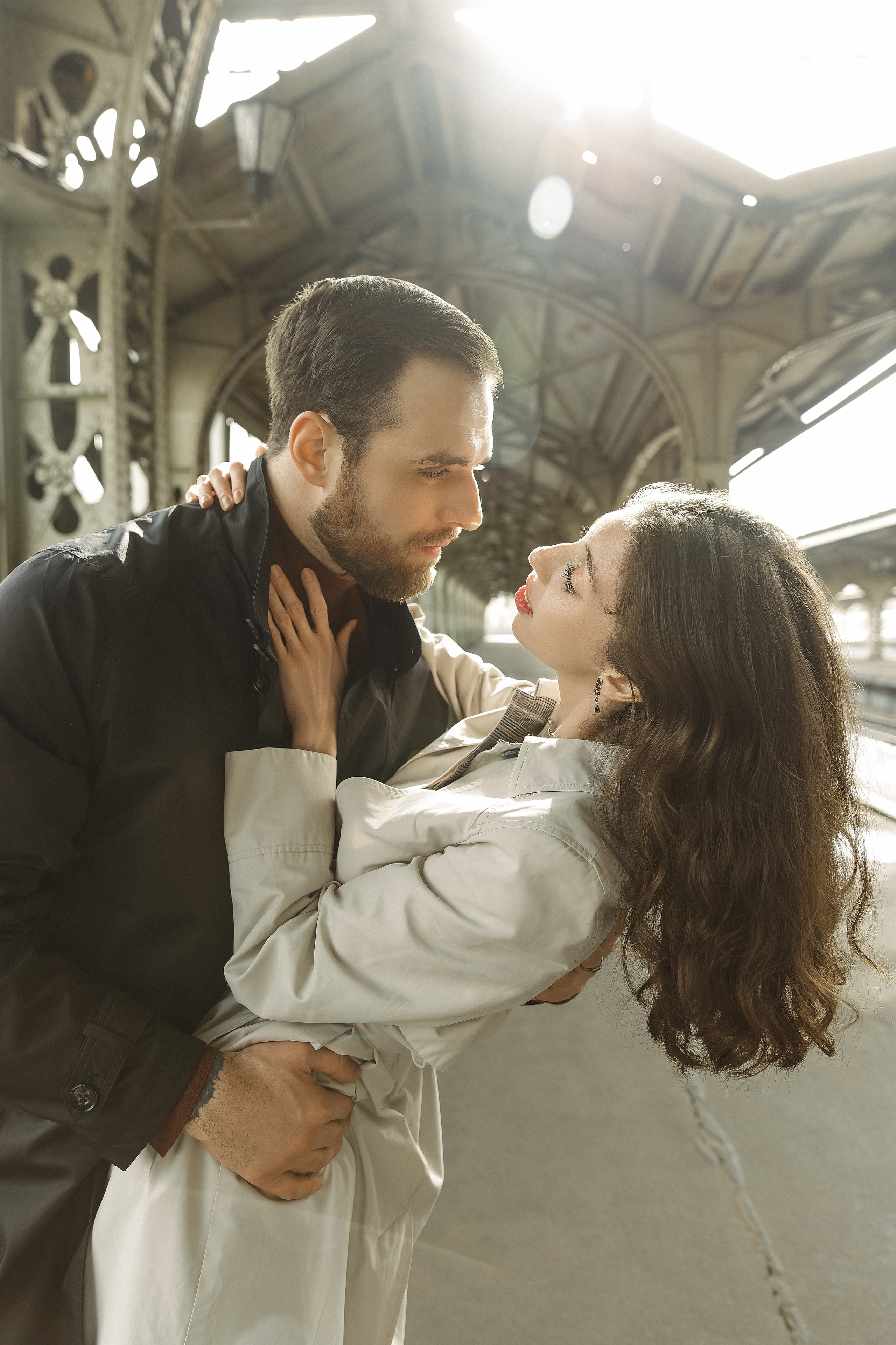 Лиза и Михаил — лав стори на Витебском вокзале. Свадебный и портретный фотограф в Санкт-Петербурге Анна Демьянова