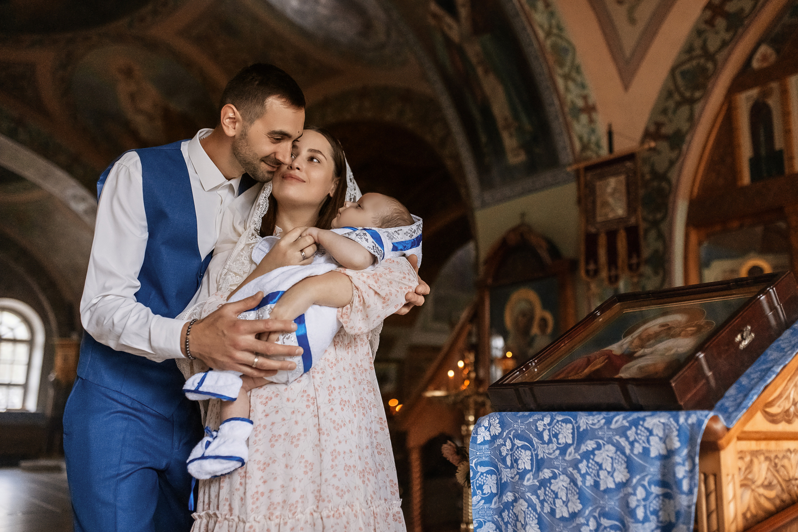 Крещение Геннадия в Звенигороде. Фотограф крещения и венчания ОКСАНА МАЙОРОВА