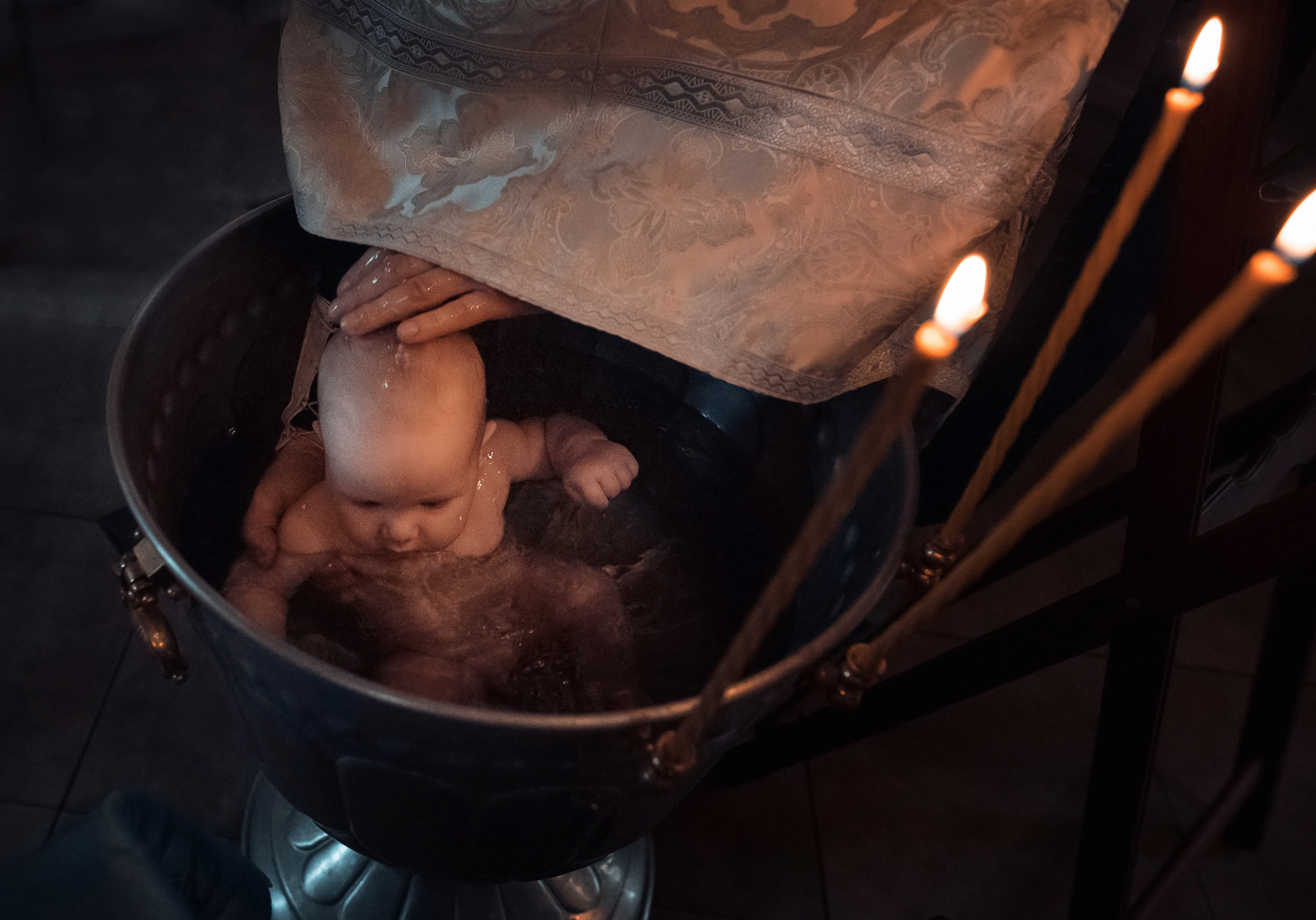 Крещение Марка в храме муч Уара в пос Вешки. Фотограф крещения и венчания ОКСАНА МАЙОРОВА