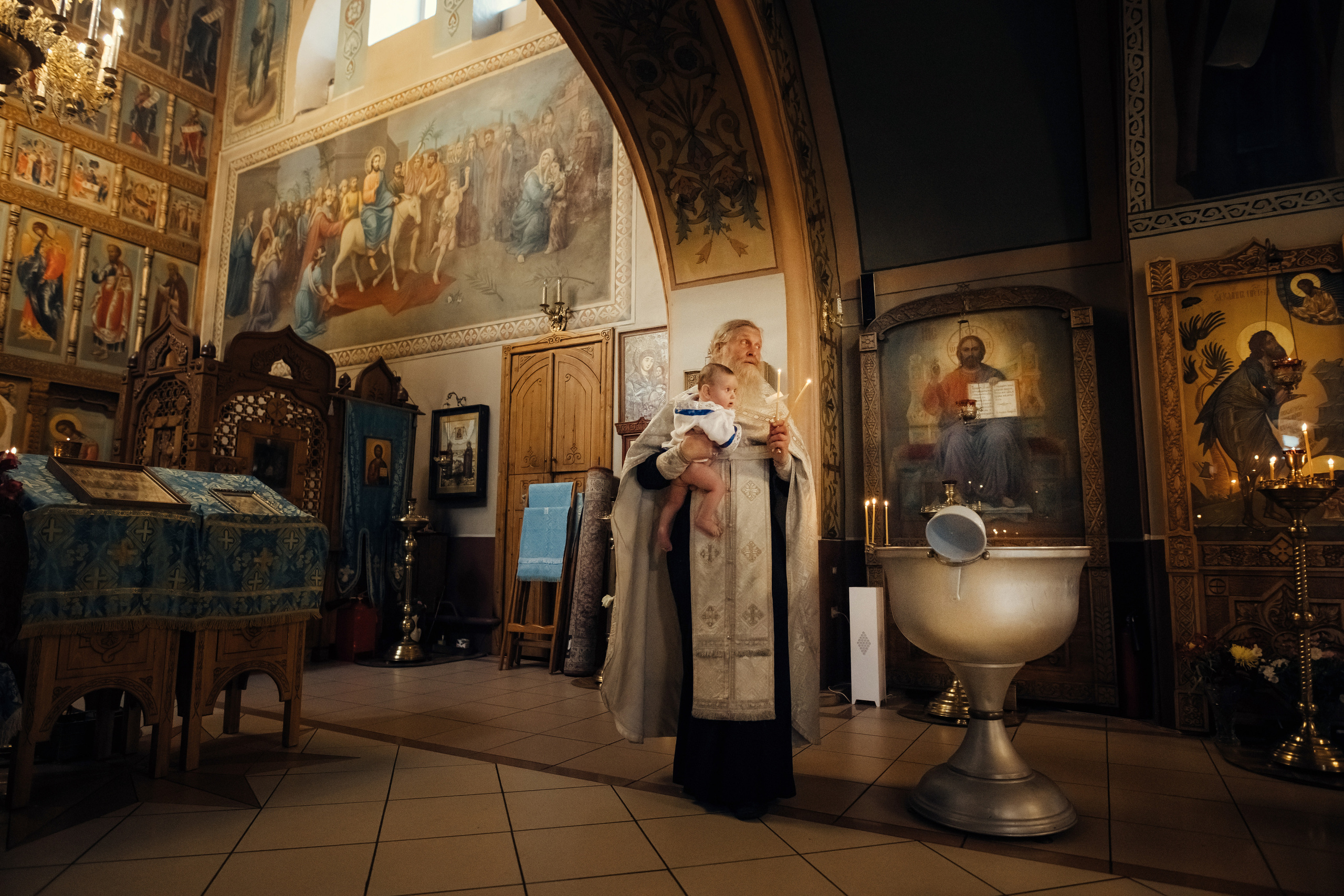 Крещение Геннадия в Звенигороде. Фотограф крещения и венчания ОКСАНА МАЙОРОВА