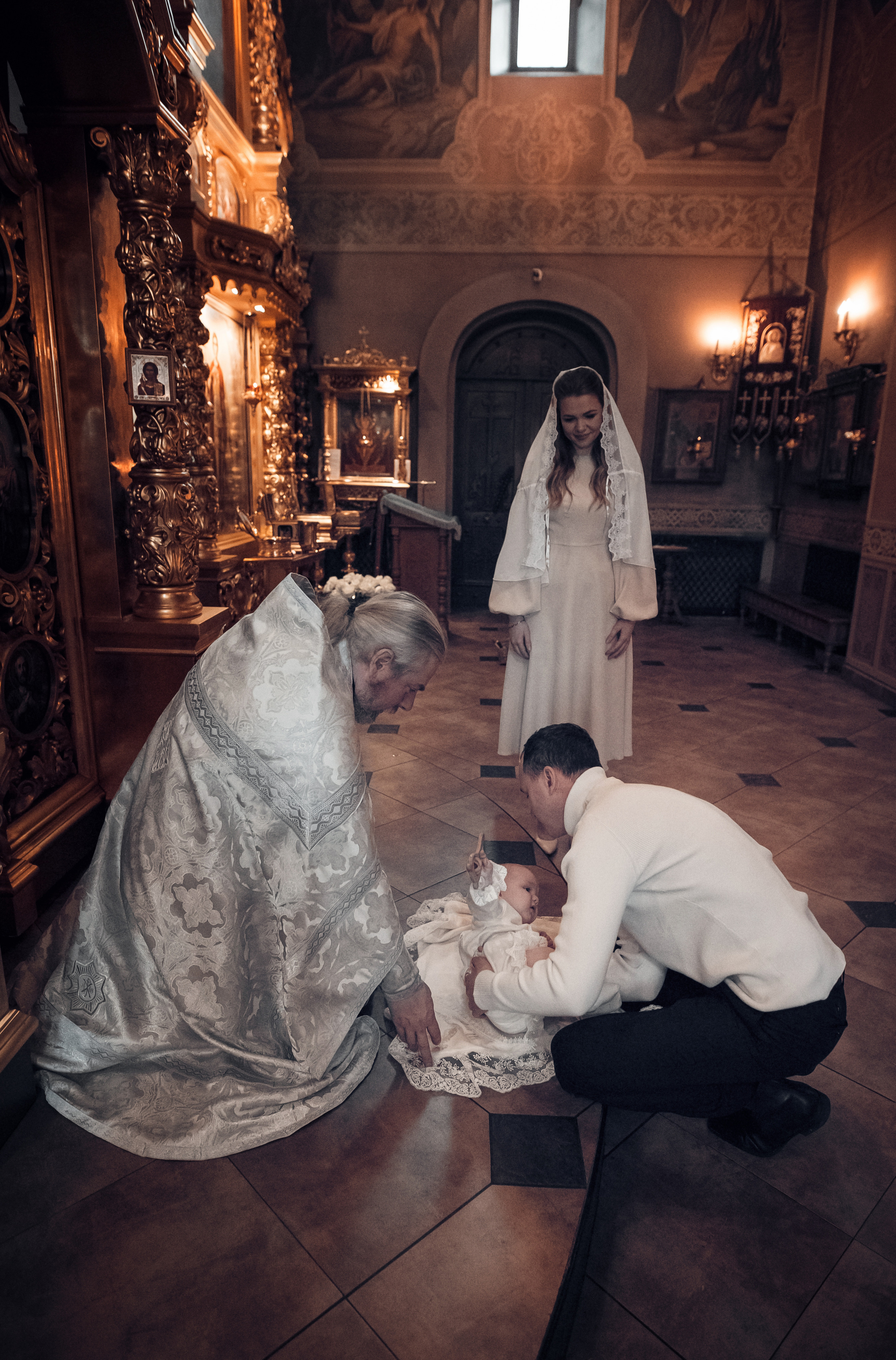 Крещение Марка в храме муч Уара в пос Вешки. Фотограф крещения и венчания ОКСАНА МАЙОРОВА