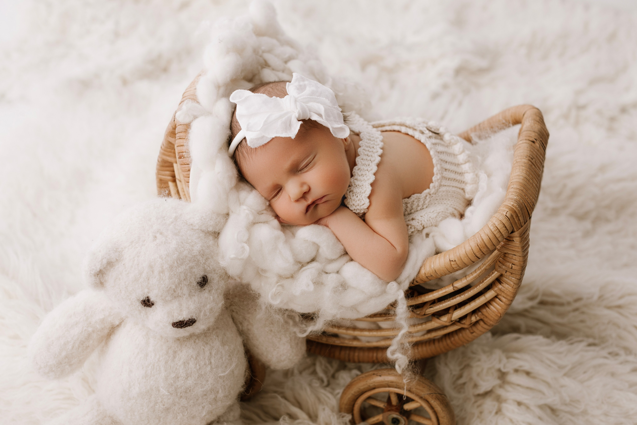 Новорожденные. Фотограф новорожденных в Уфе Инзиля Сулейманова