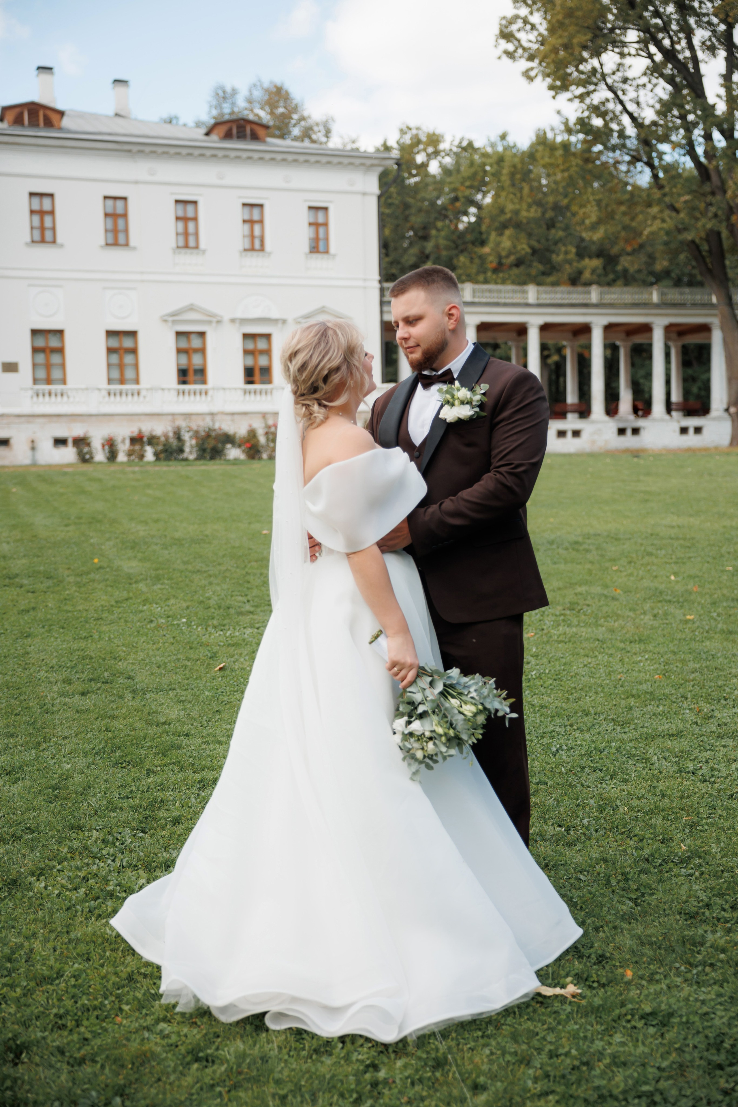 Регистрация и прогулка в Остафьево. Свадебный и репортажный фотограф (Москва, Королев и другие)