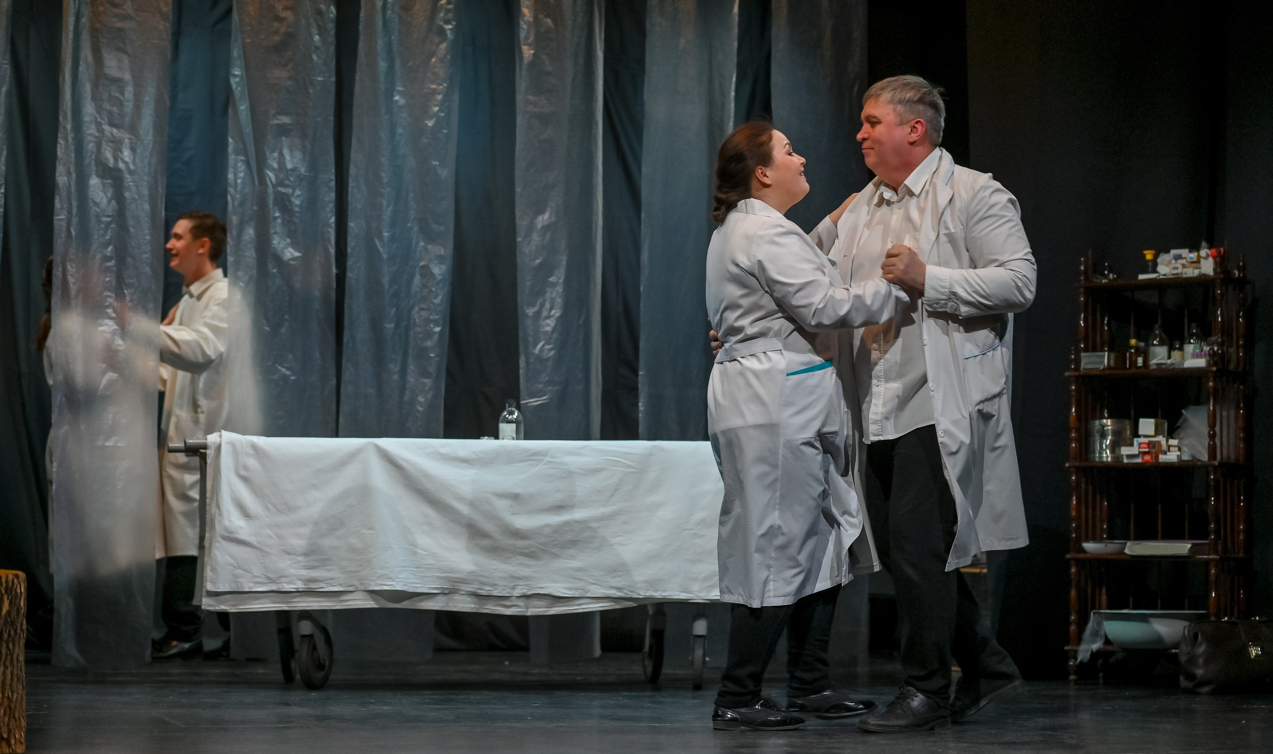 «Записки юного врача» в Театре Артиста 01.03.2024. Репортажный профессиональный фотограф-любитель