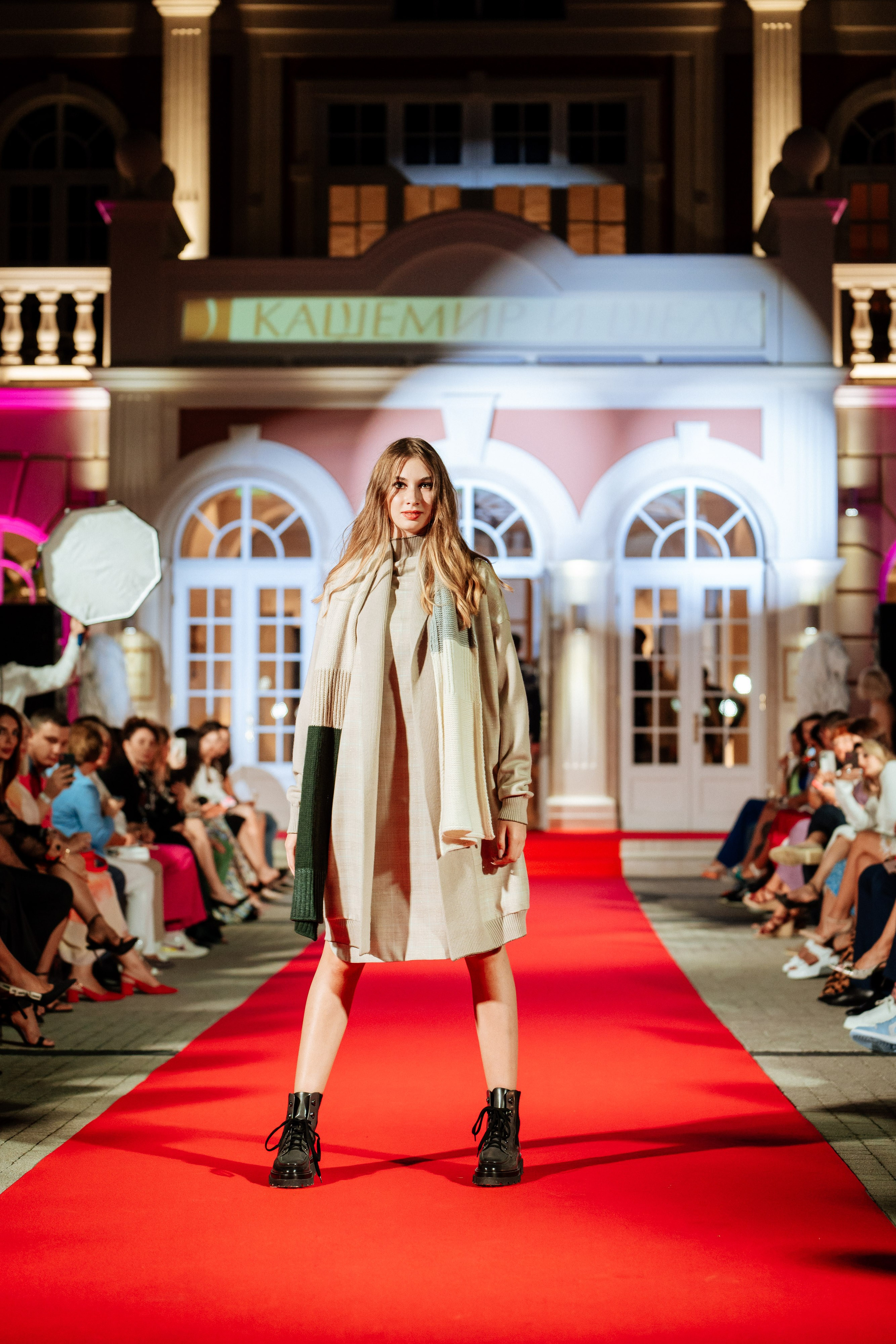 «Кашемир и Шелк» Chateau de Talu. Свадебный и репортажный, фуд фотограф в Новороссийске Евгений Александриди