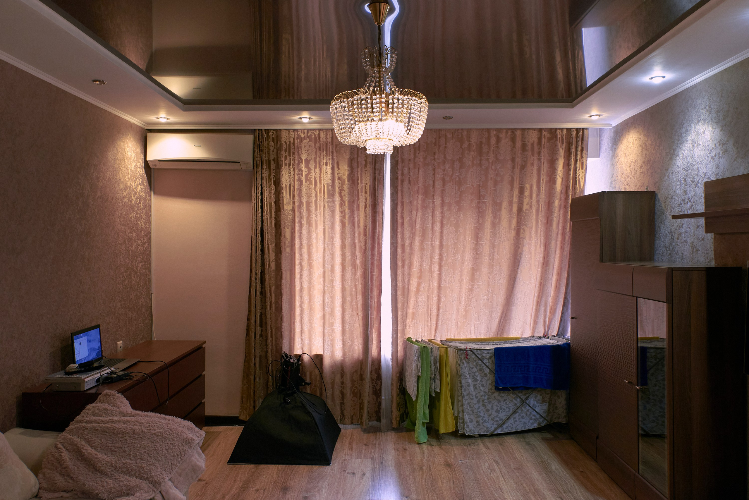 Порно подешевле (2020). Ираклий Пицхелаури фотограф кинорежиссер оператор в Москве