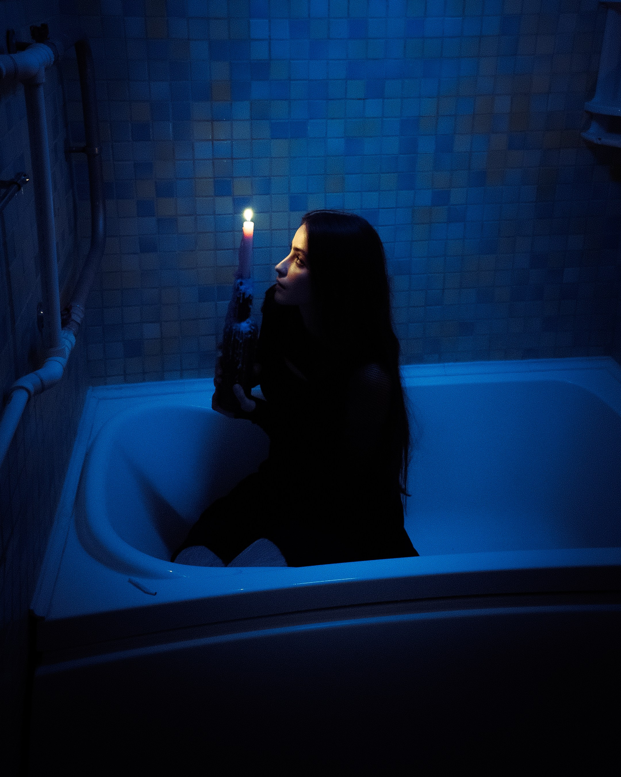 Individuali di ripresa. Fotografo a Mosca con un’atmosfera notturna di foto