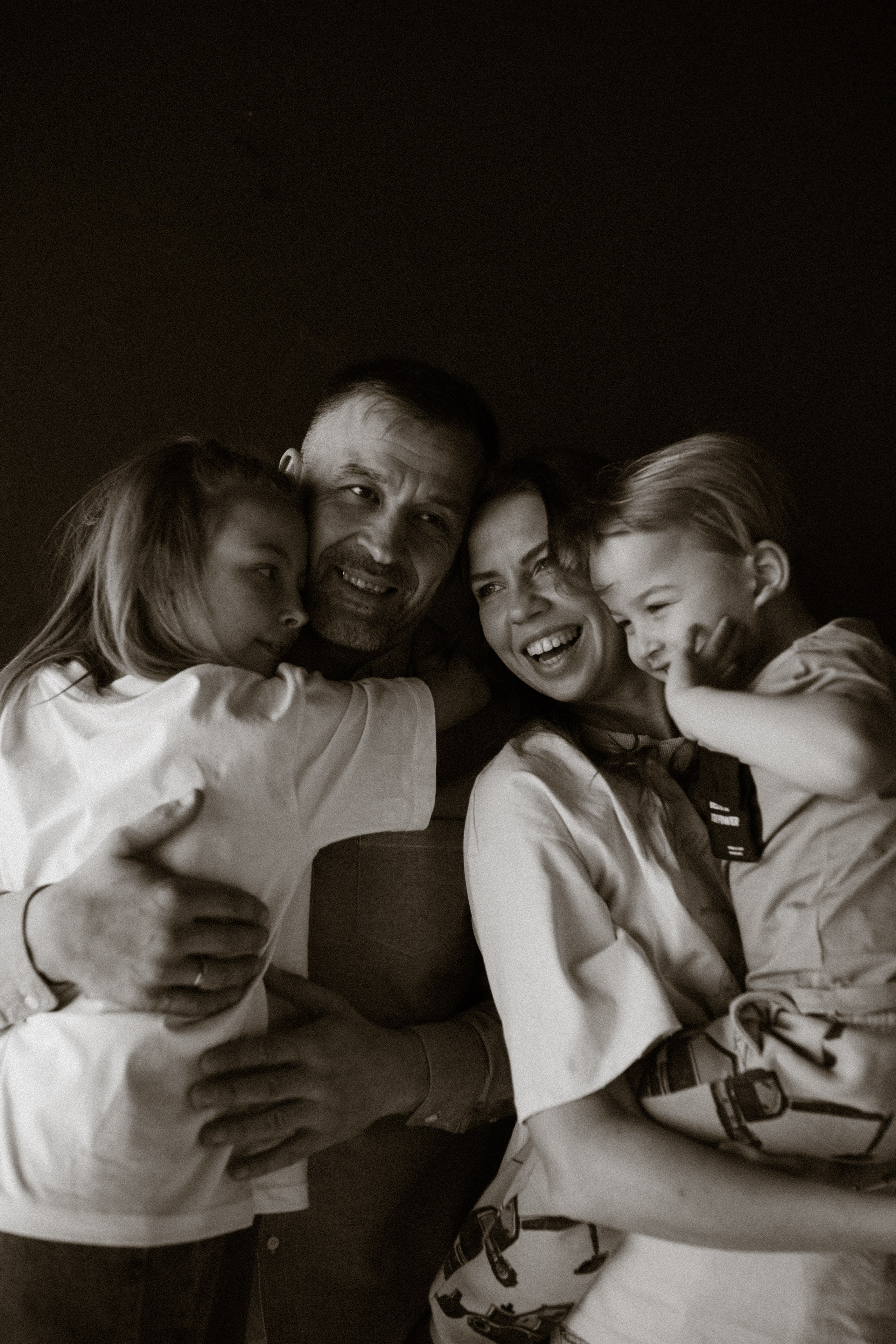 Семейная в студии. Семейный фотограф Lifestyle Ноябрьск/Губкинский/Тобольск