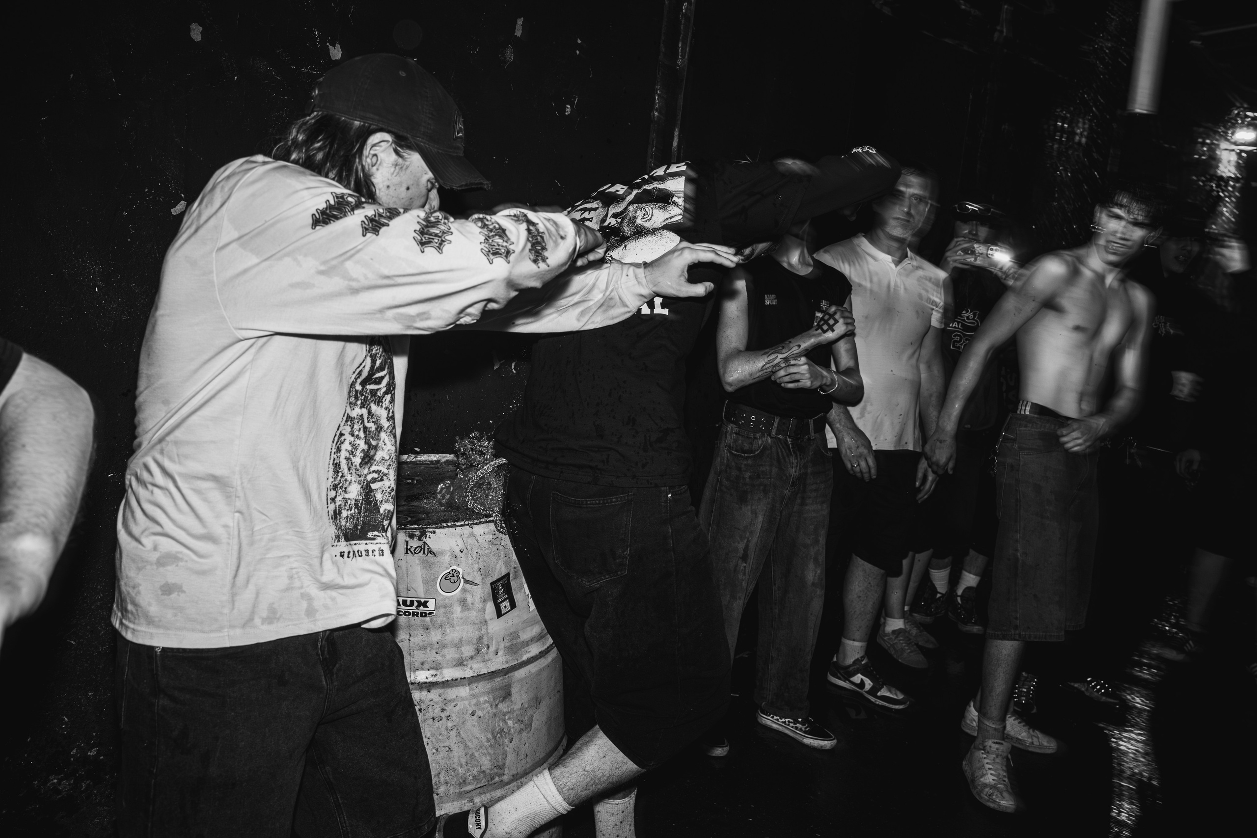/brainrot/, ://Sign_off, PARTYBREAKER, WLVS 13.06.2026 в Смене. Репортажный фотограф в Москве Legiodot
