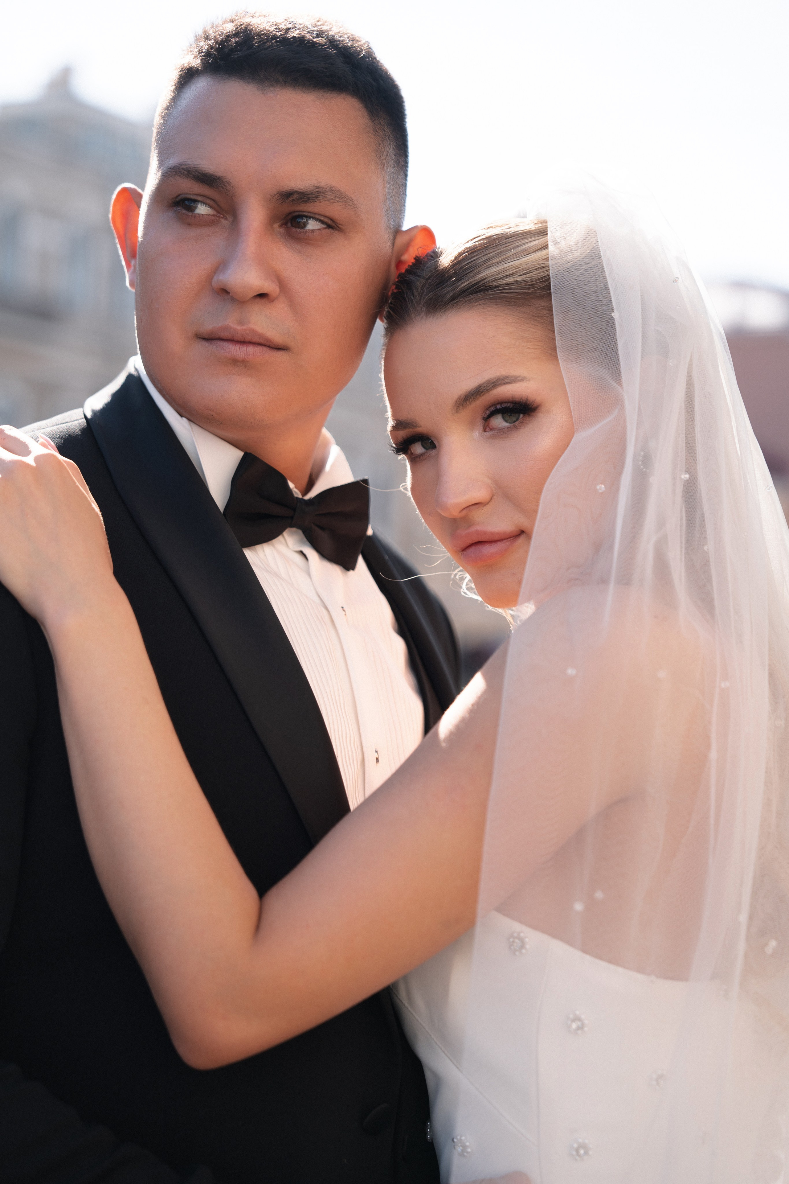 Виктория & Роман. Камерная городская свадьба в видовом ресторане в стиле современная классика. Свадебный фотограф организатор в Санкт-Петербурге Ассоль Опарина