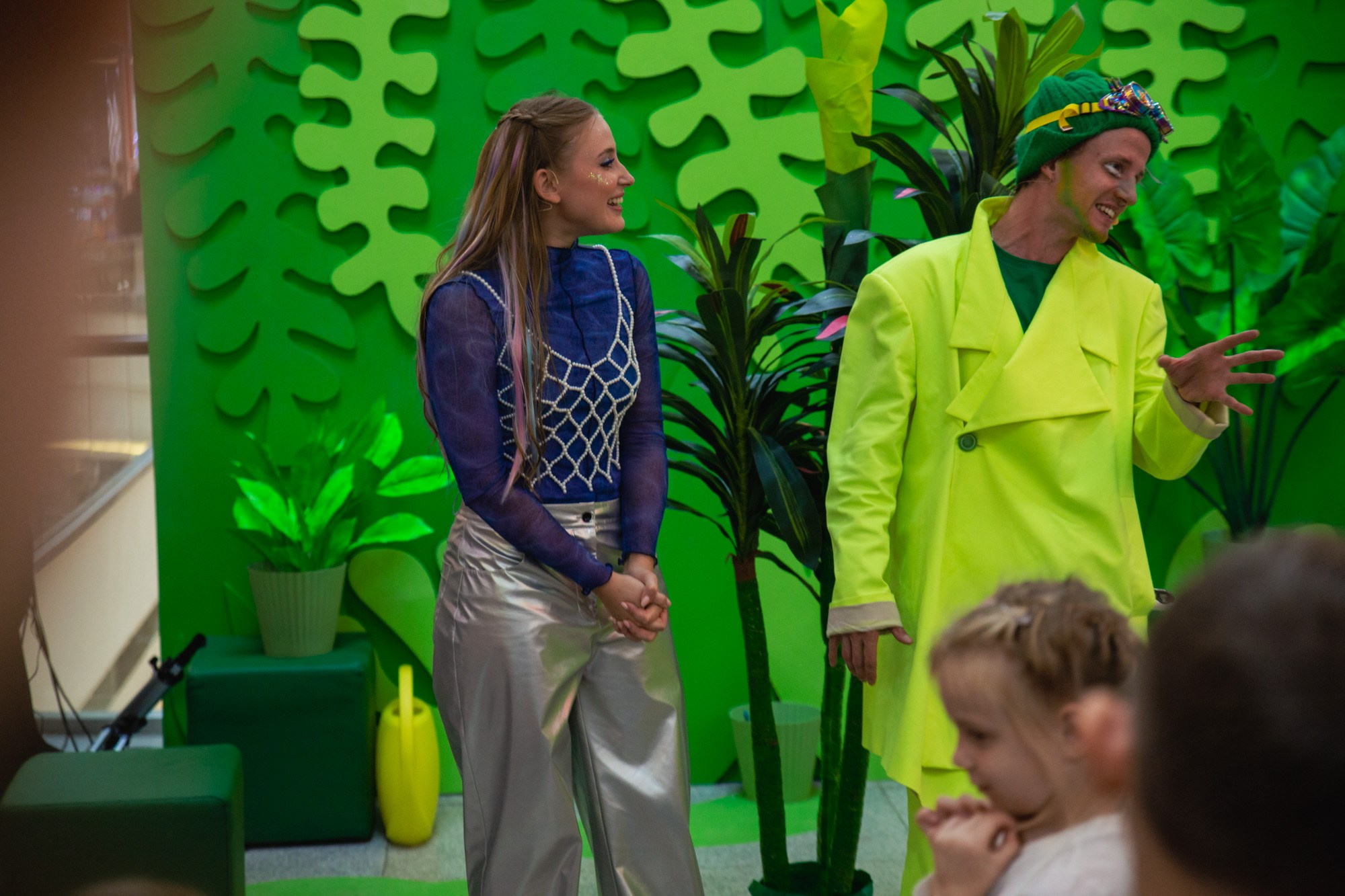 Сказка в ТЦ Океания. Репортажный и концертный фотограф в Москве Анастасия Осень