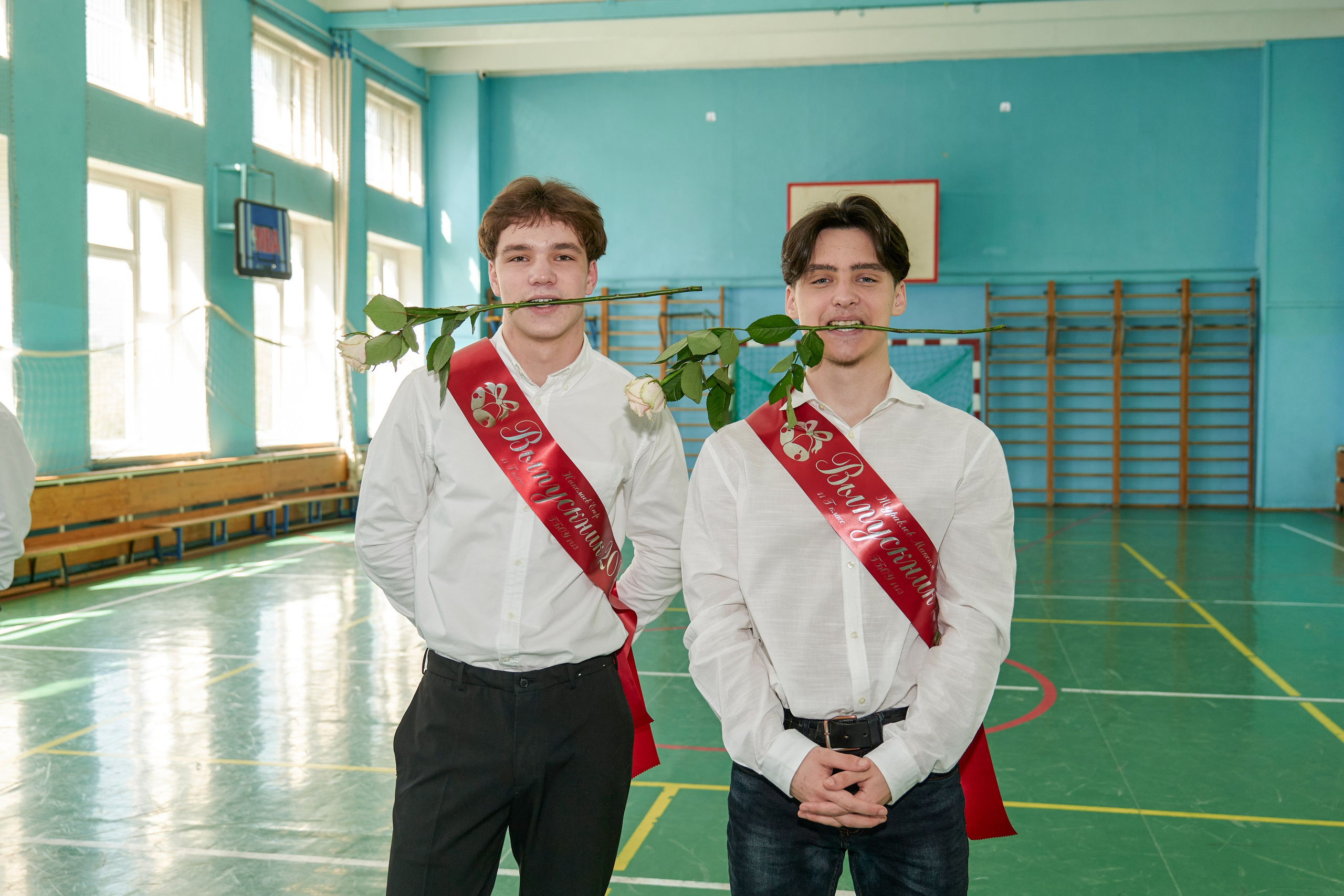 Последний звонок школа 1413. Детский и семейный фотограф г. Москва Оксана Катаджи