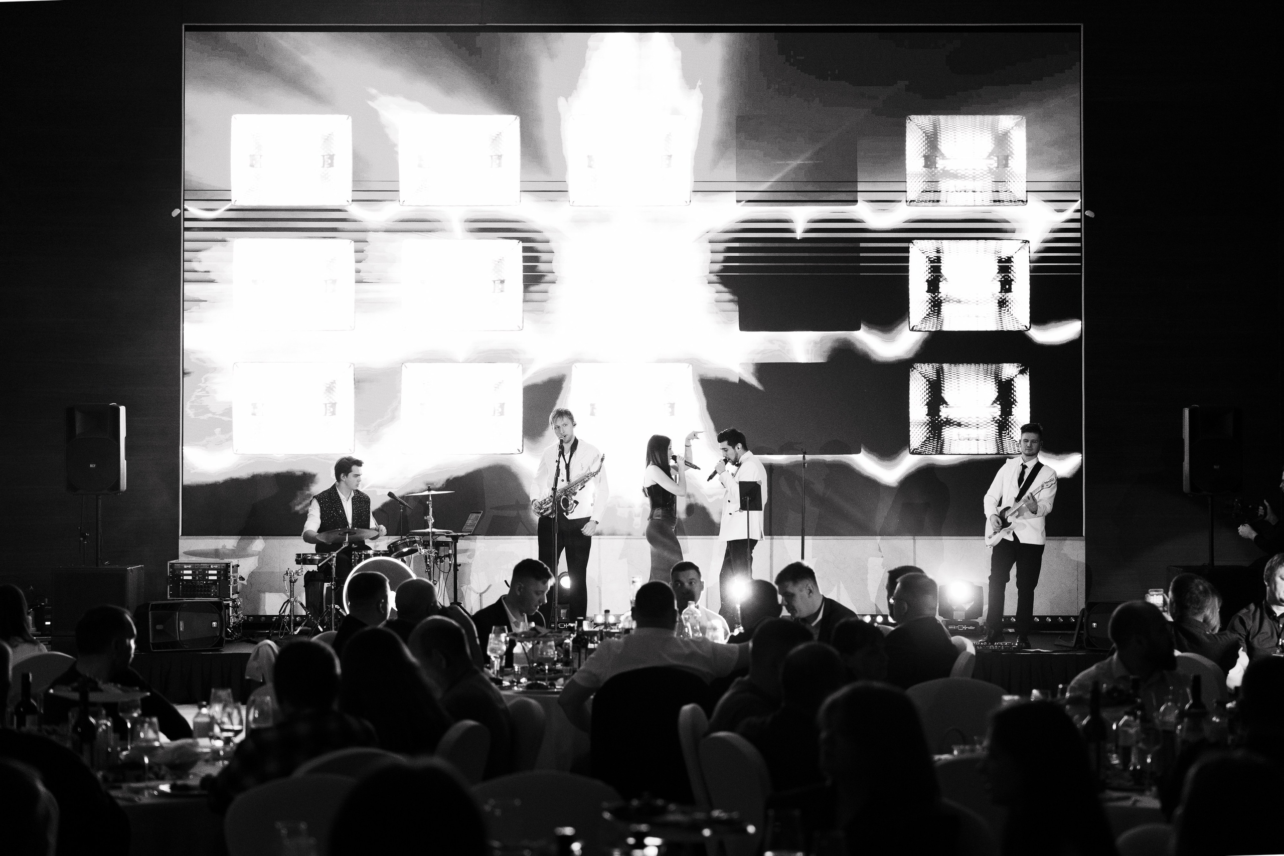 Девятый вал (МАРРИОТ). Свадебный и репортажный фотограф в Воронеже Роман Янко