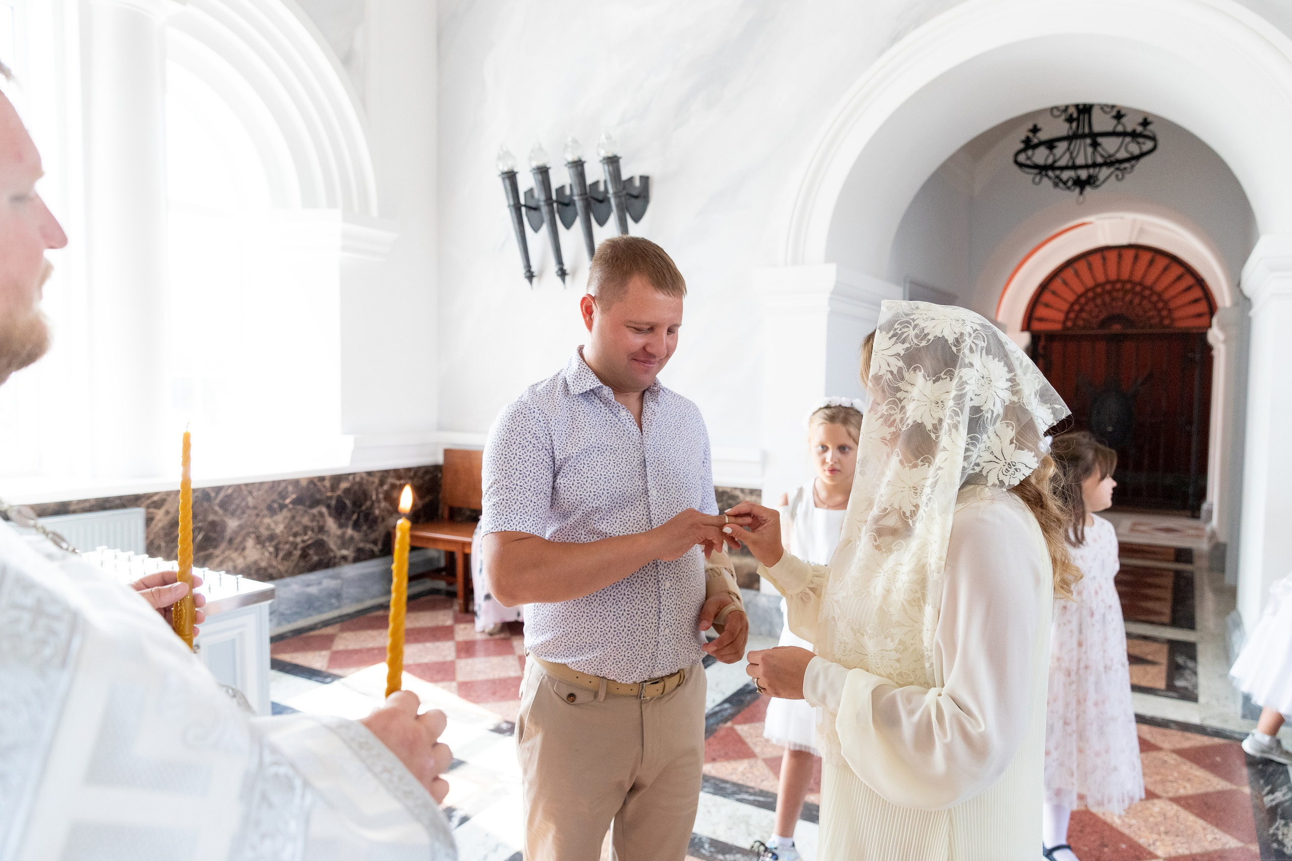 Венчание в Александро-Невской церкви. Выпускные альбомы Казань. Семейный и детский фотограф Михаил Мигачев