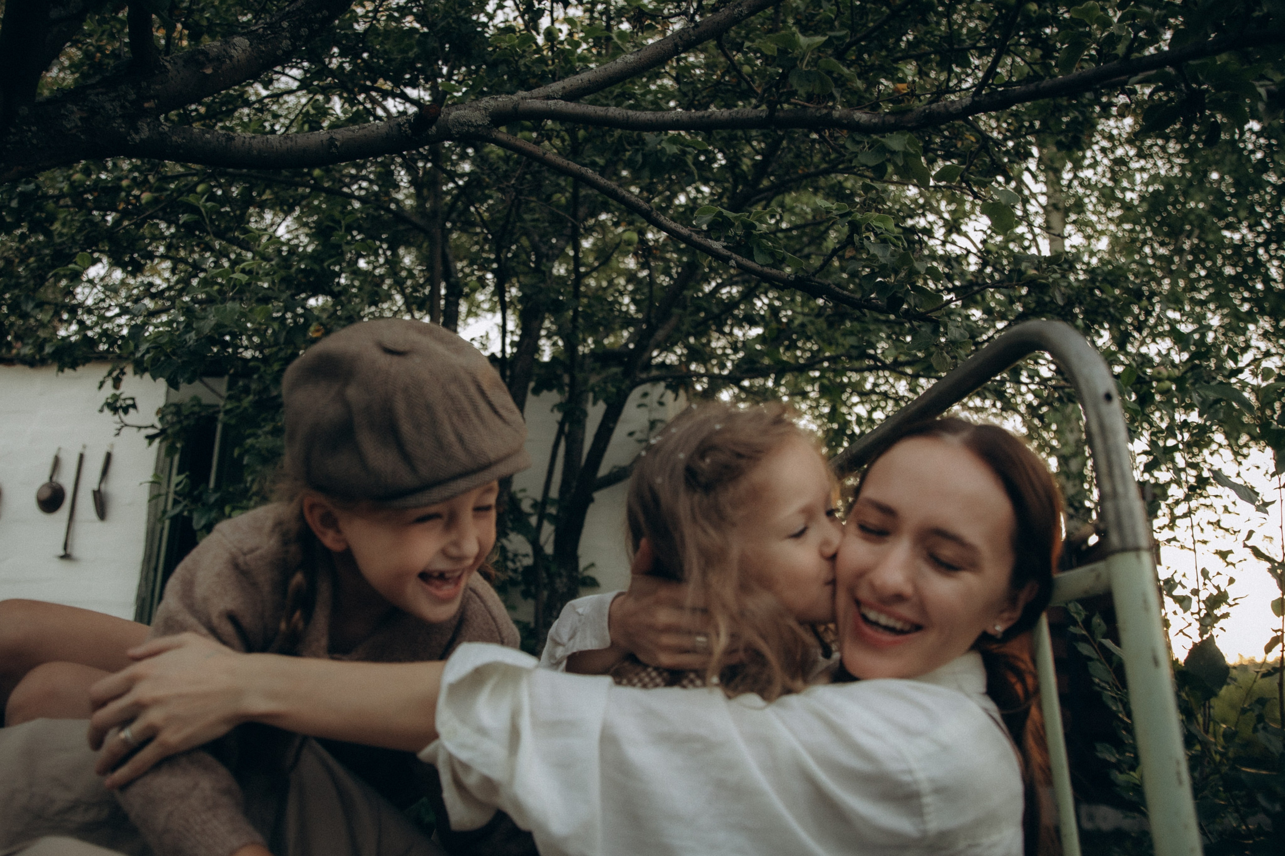 Вечер в саду. Фотограф  Челябинск Варвара Шарапова