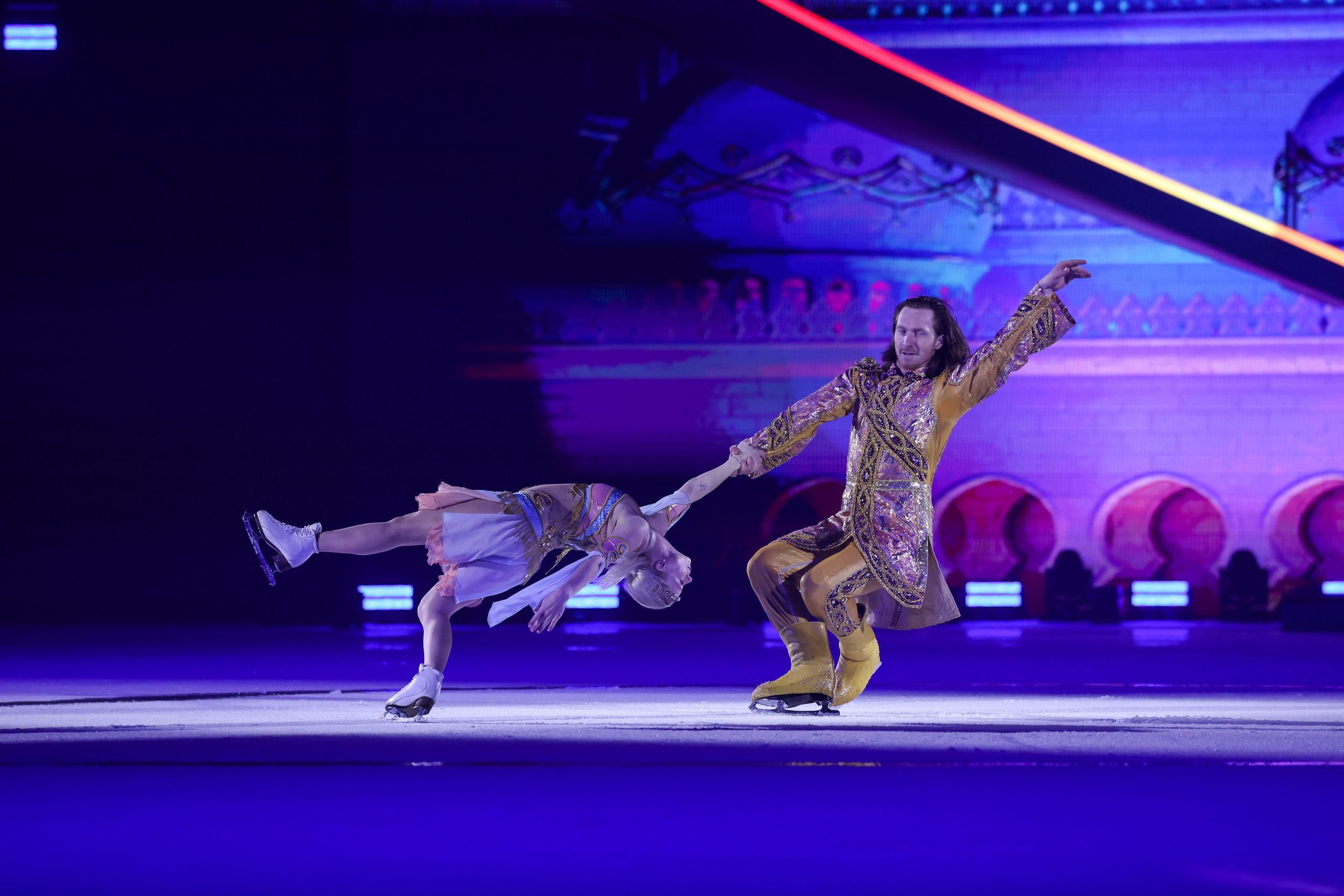 «Больше чем шоу» 14.11.2025. Спортивный и репортажный фотограф Антон Тереханов