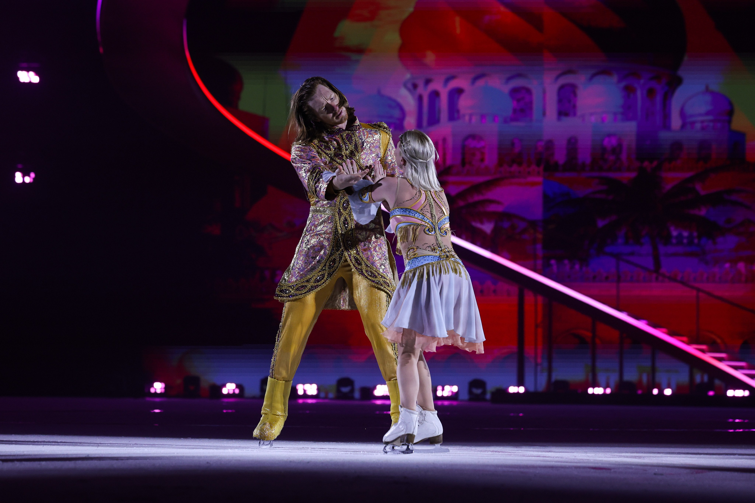 «Больше чем шоу» 14.11.2025. Спортивный и репортажный фотограф Антон Тереханов