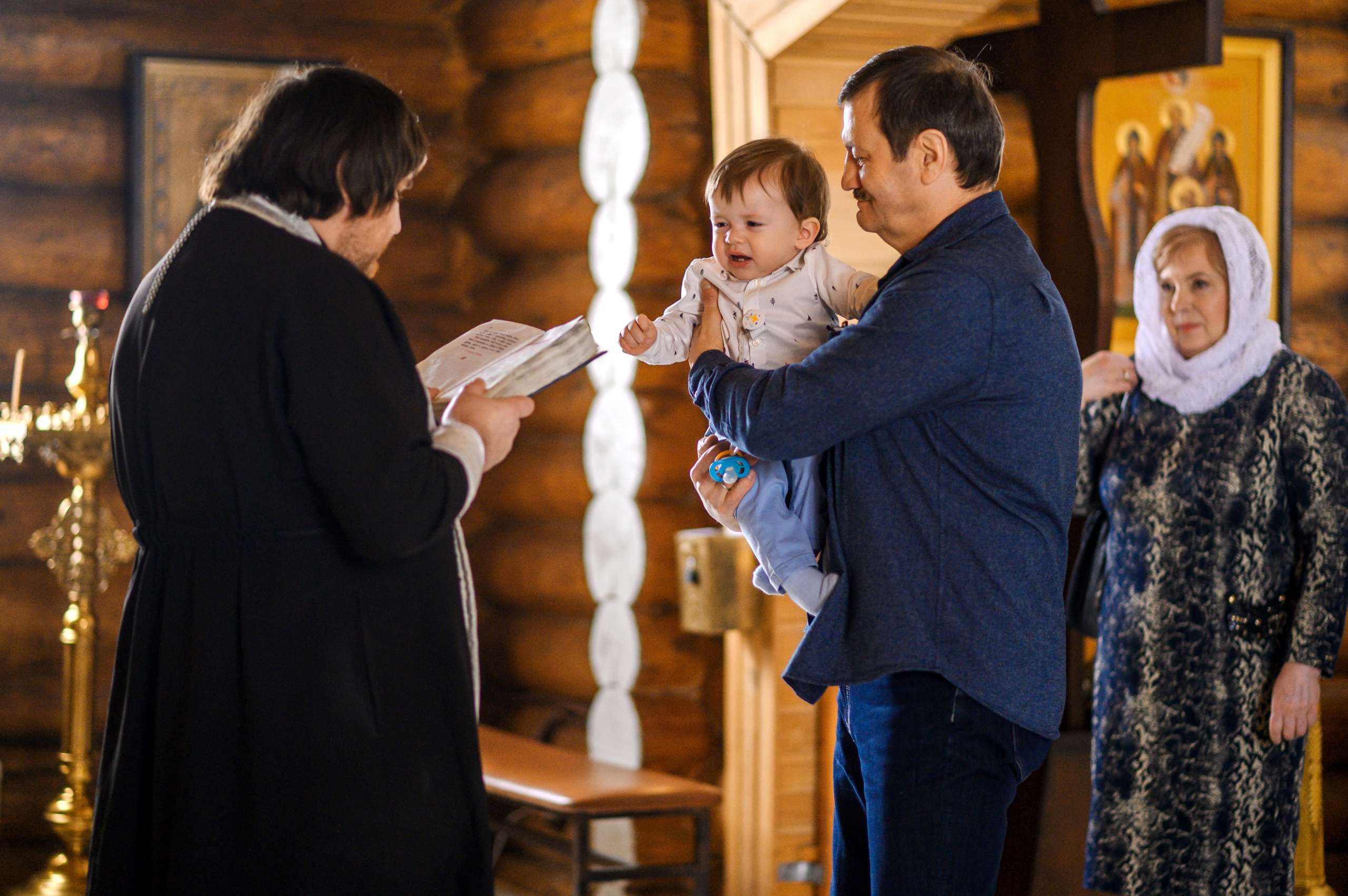 Крещение Севы. Храм во имя святого благоверного князя Дмитрия Донского (ГПЗ). Свадебный и семейный Фотограф в Пензе Татьяна Лапоногова