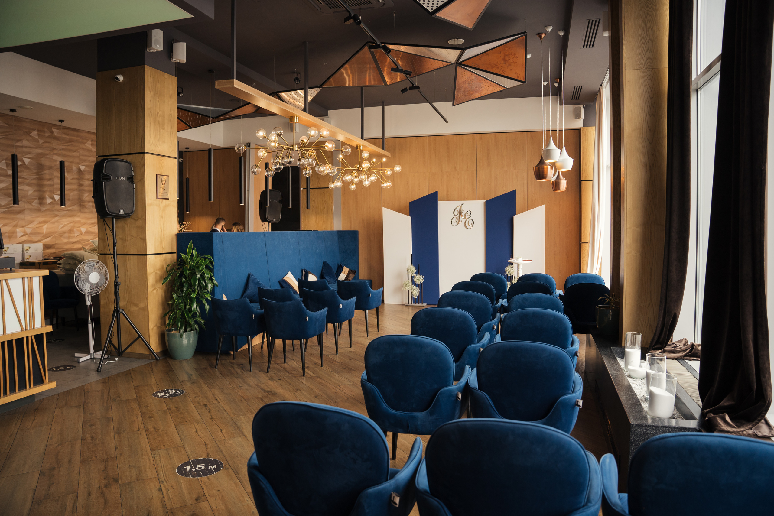 Свадьба в отеле на берегу реки в Архангельске