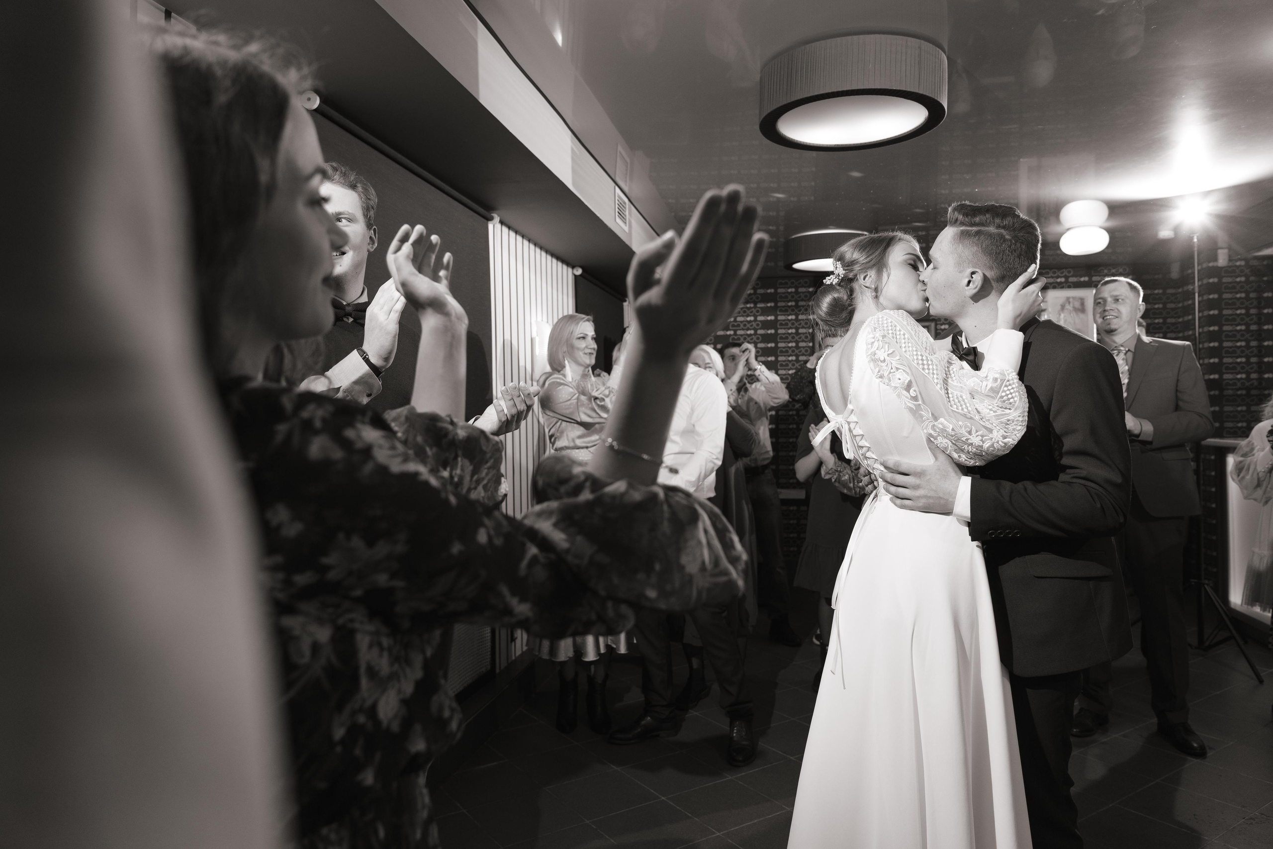 Евгения Языкова – свадебная фотография в Архангельске: эмоции и стиль