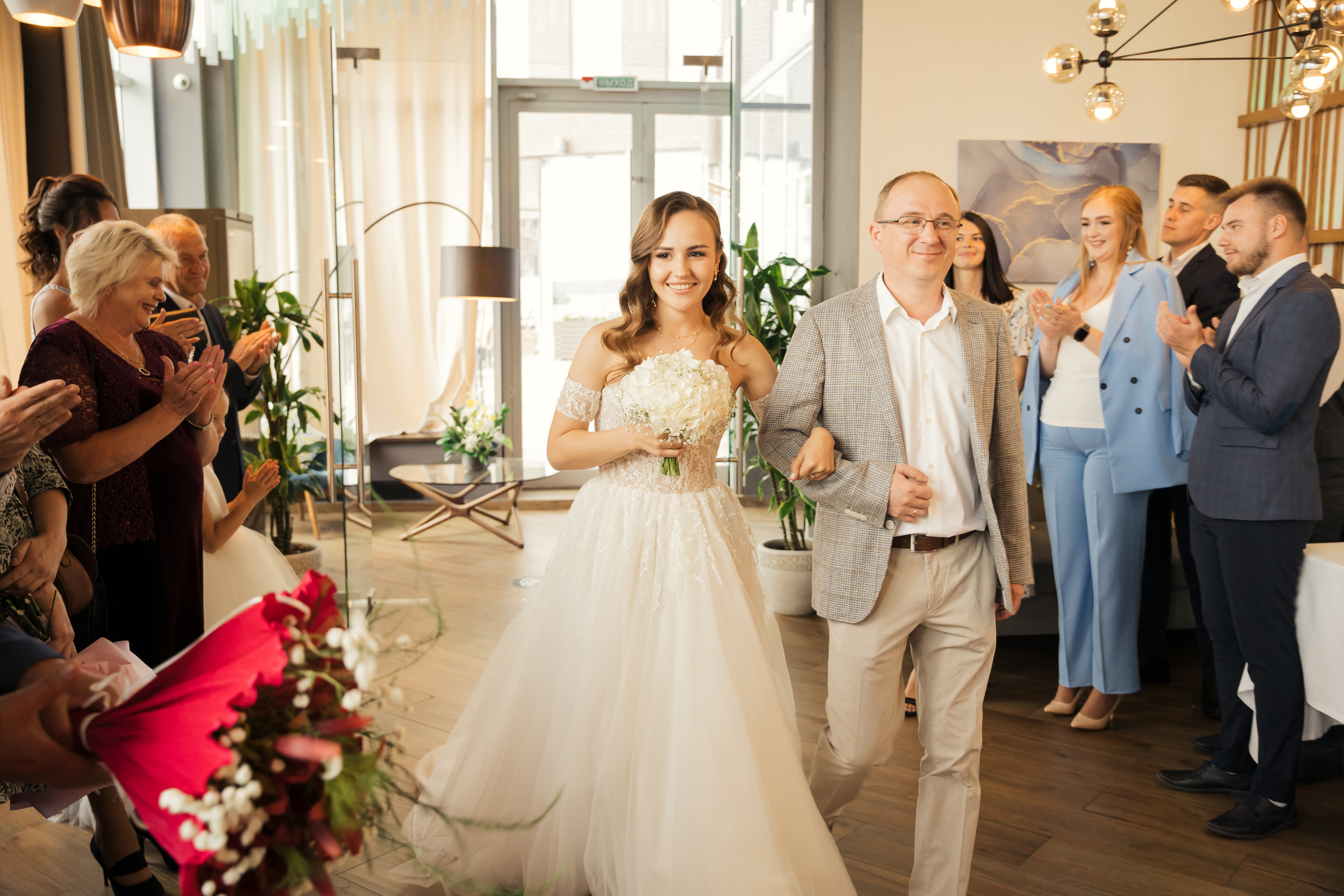 Свадьба в отеле на берегу реки в Архангельске