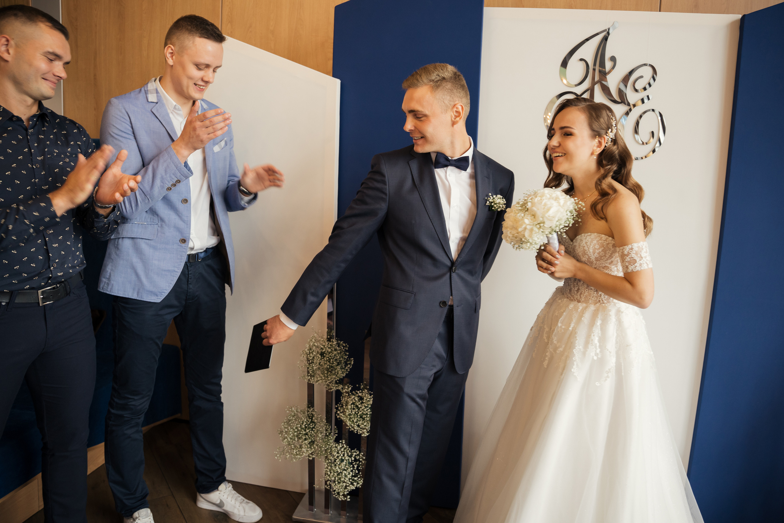 Свадьба в отеле на берегу реки в Архангельске