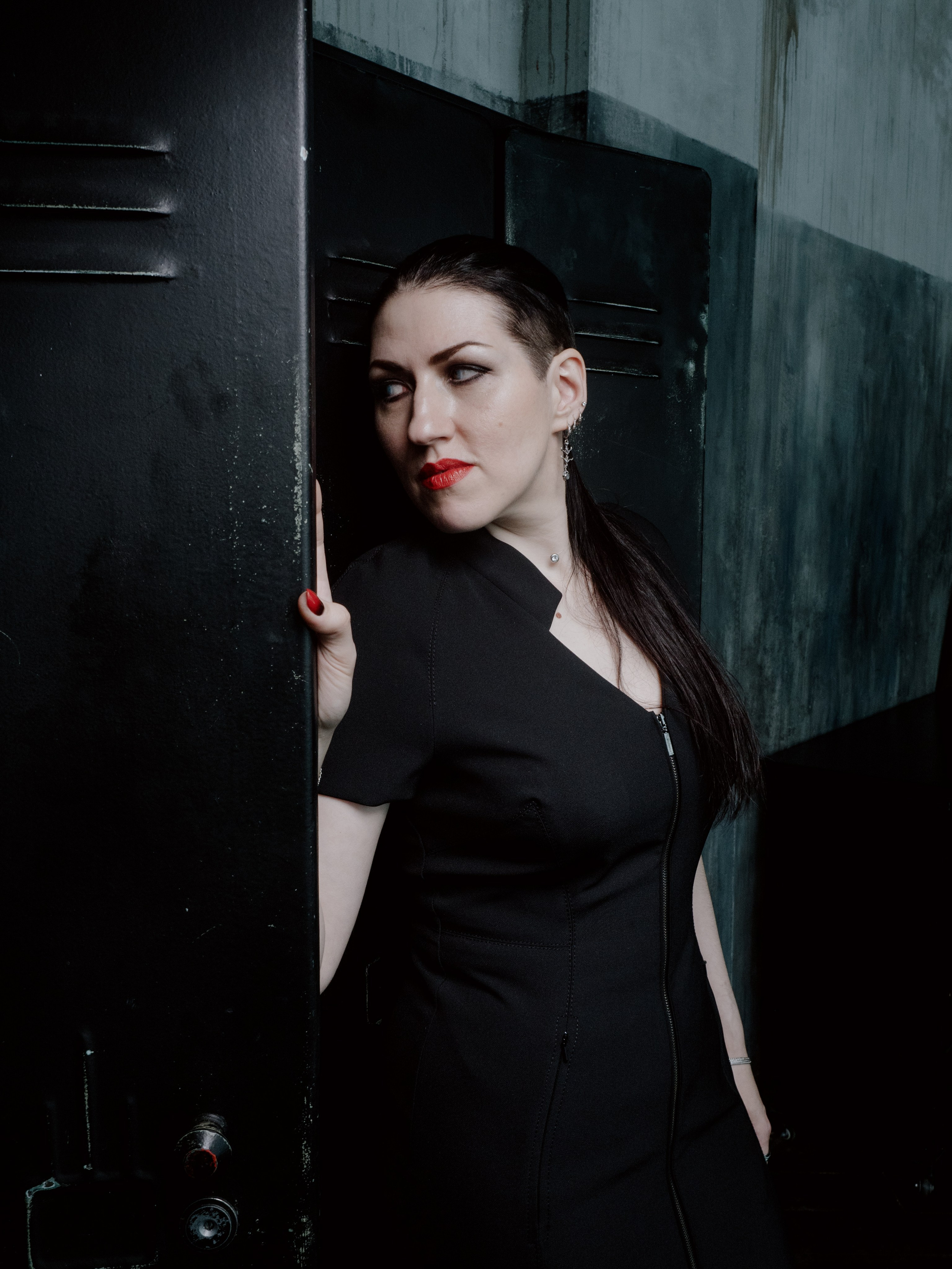 Брюнетка фотосессия