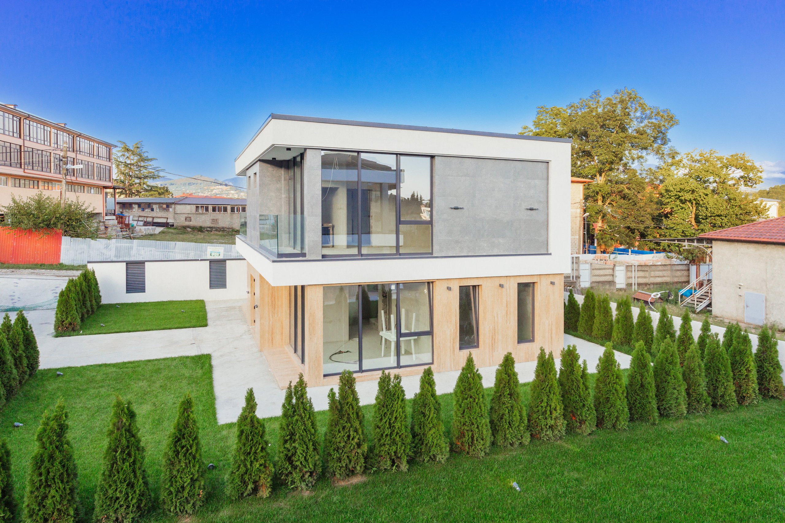 Дома / Коттеджи / Таунхаусы. Фотограф в Сочи