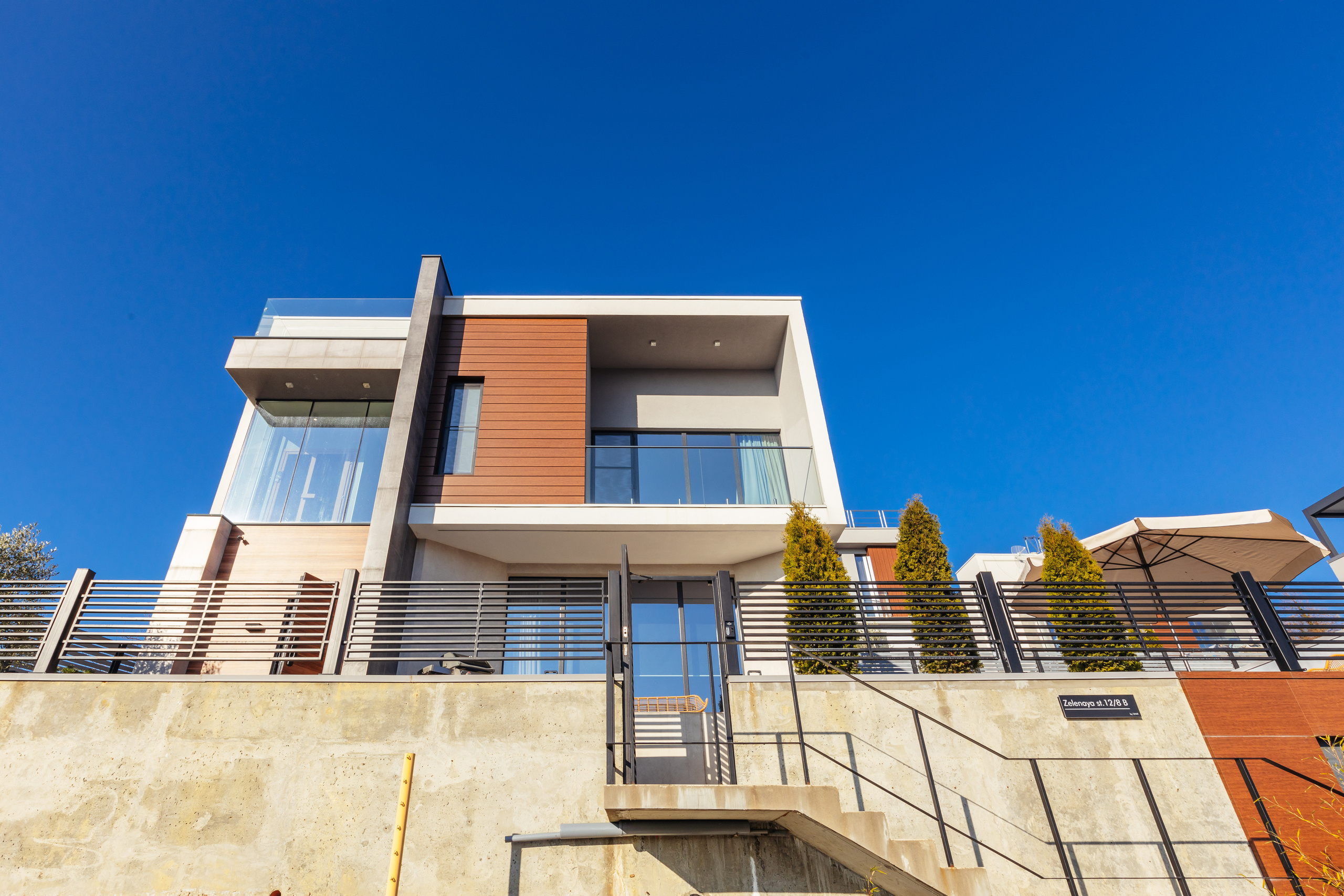 Дома / Коттеджи / Таунхаусы. Фотограф в Сочи