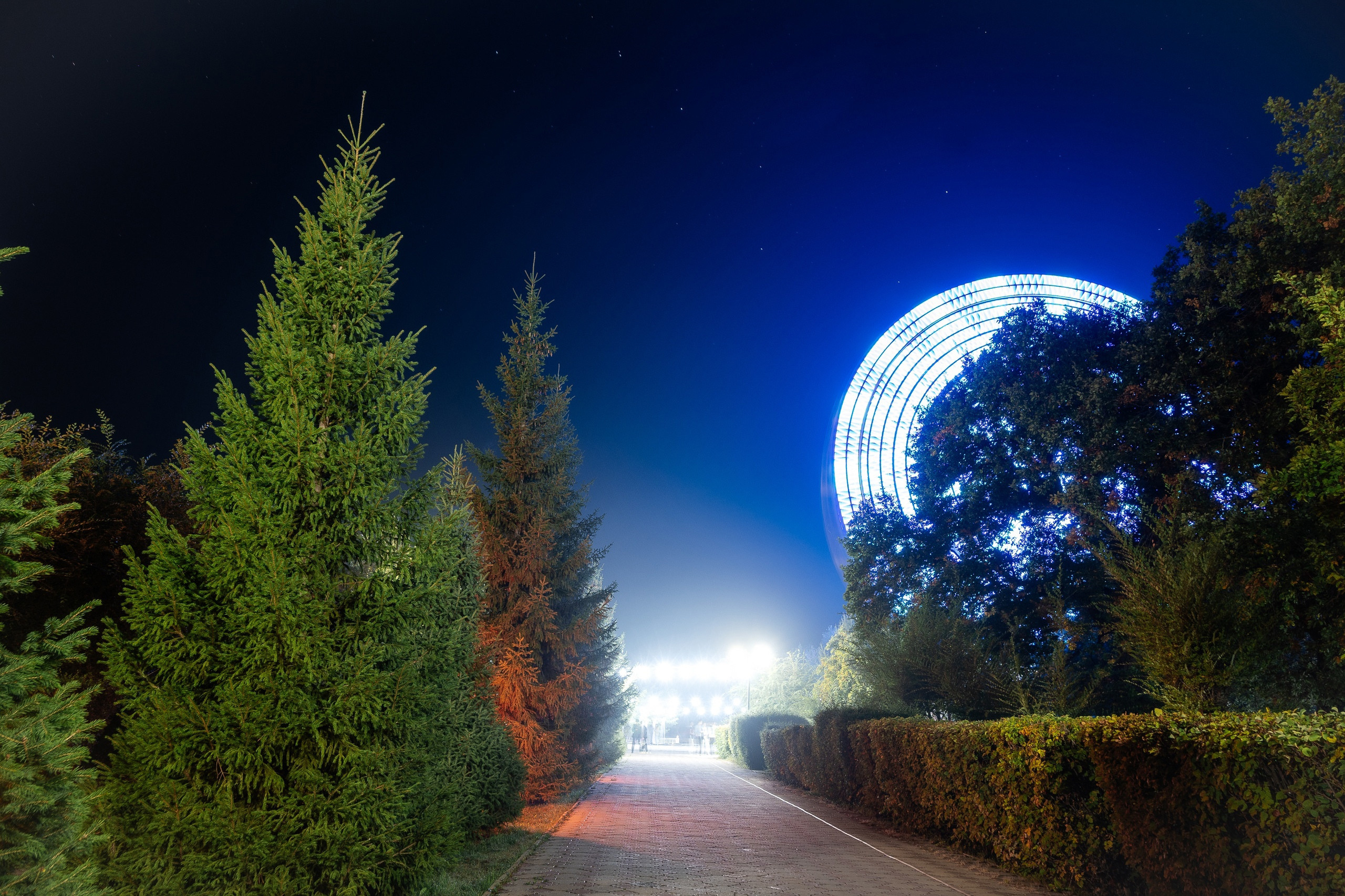 колесо обозрения, чёртово колесо, колесо обозрения в уральске, парк кирова, городской парк культуры и отдыха