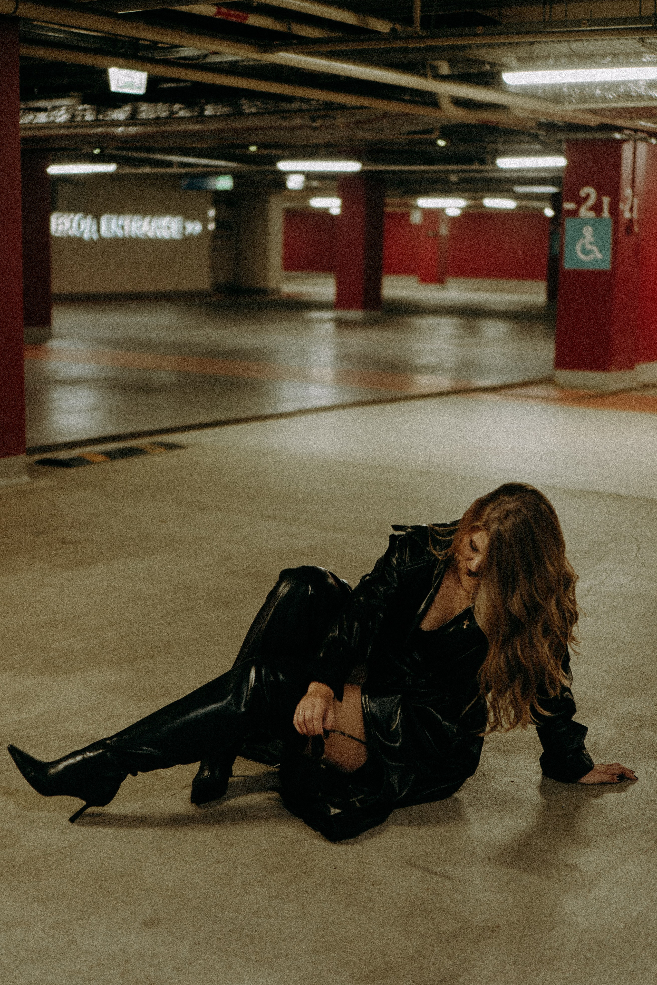 НА ПАРКОВКЕ. Профессиональный фотограф, Санкт-Петербург — Виктория Богомолова