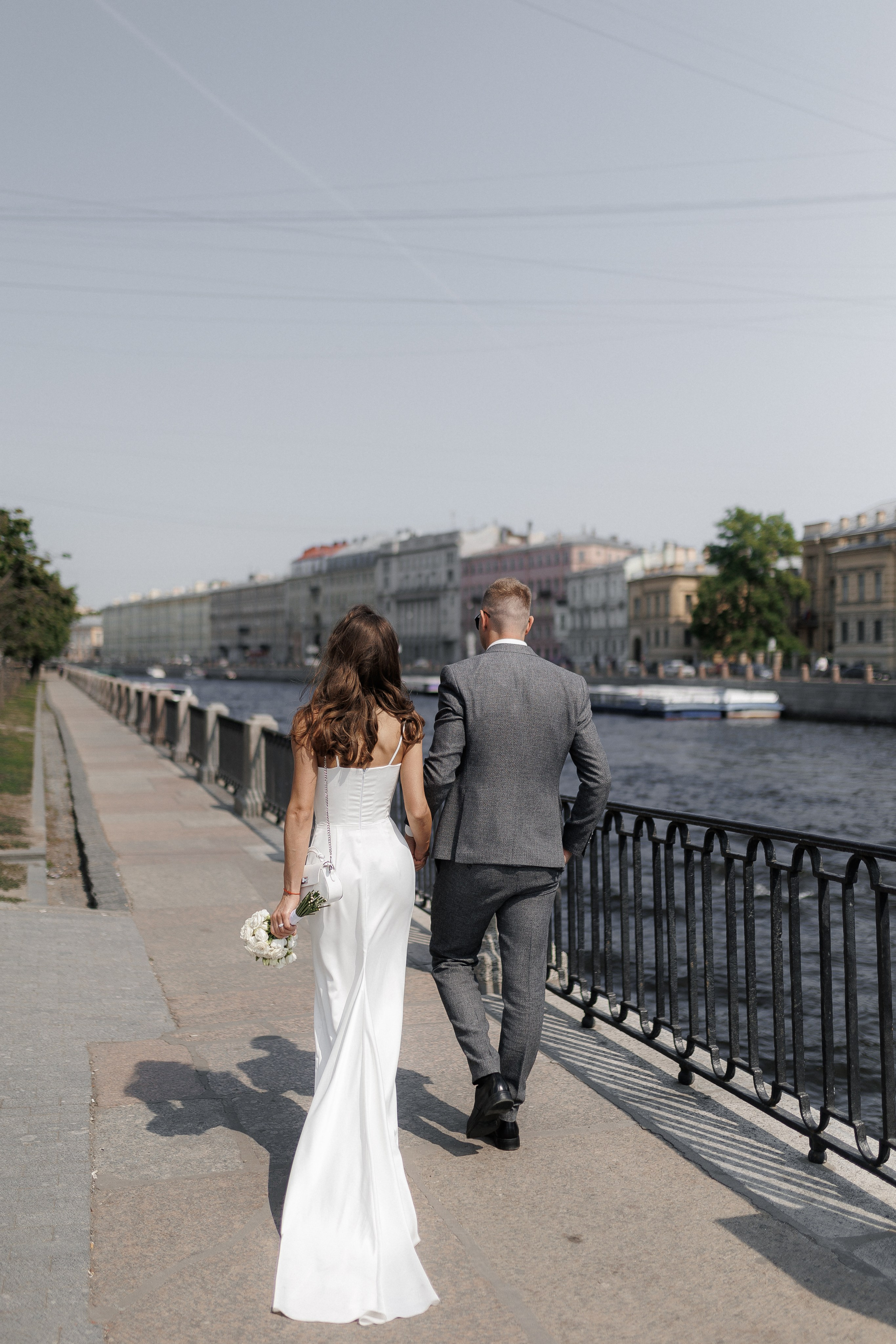···. Свадебный фотограф в Санкт-Петербурге Александра Чукавина