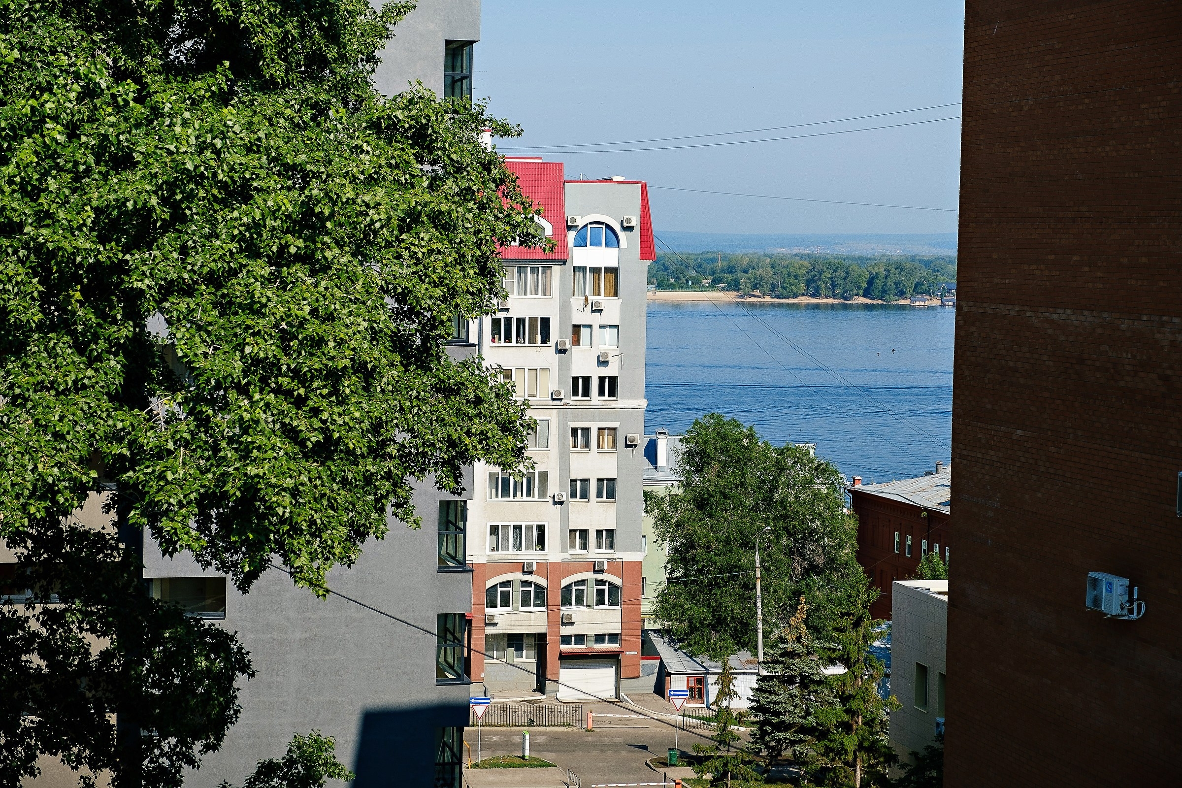 Свадебная фотосессия в парк-отеле «Озерки» (Самара) | Романтика у воды и в зелени | Профессиональный фотограф. Фотограф в Москве, Тольятти, Самаре | Ню, будуар, свадебная съемка, интерьерная съемка | Андрей Демотченко