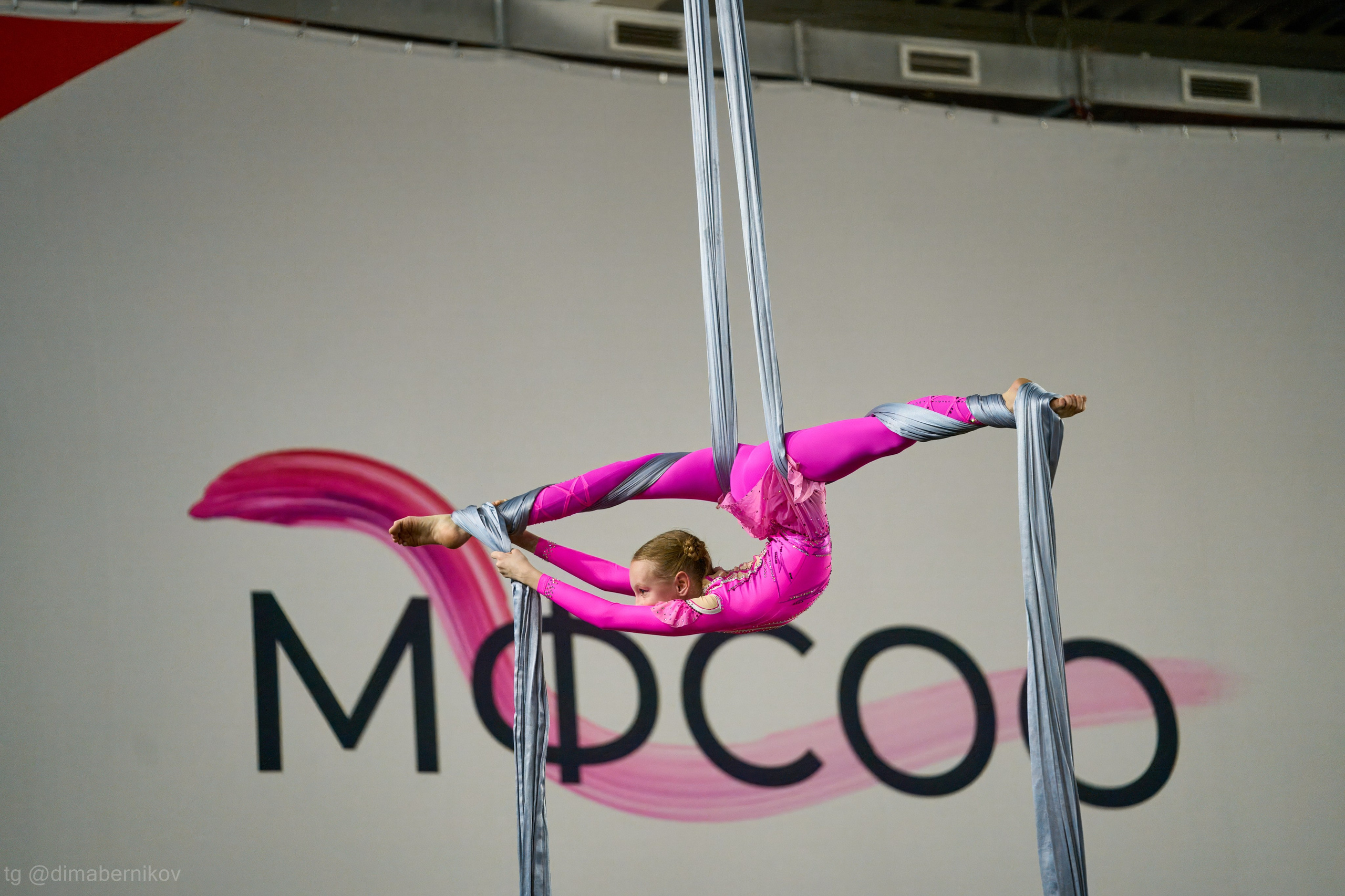 Воздушная гимнастика. Лучший фотограф без диплома Дима Берников