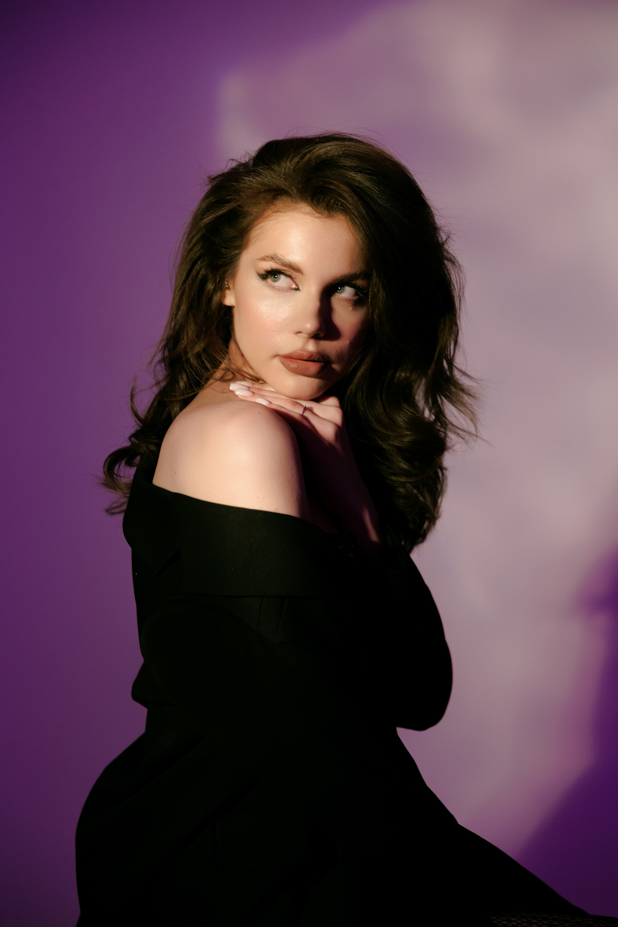 Вероника. Привет! Меня зовут Лера, я фотограф в Нижнем Новгороде