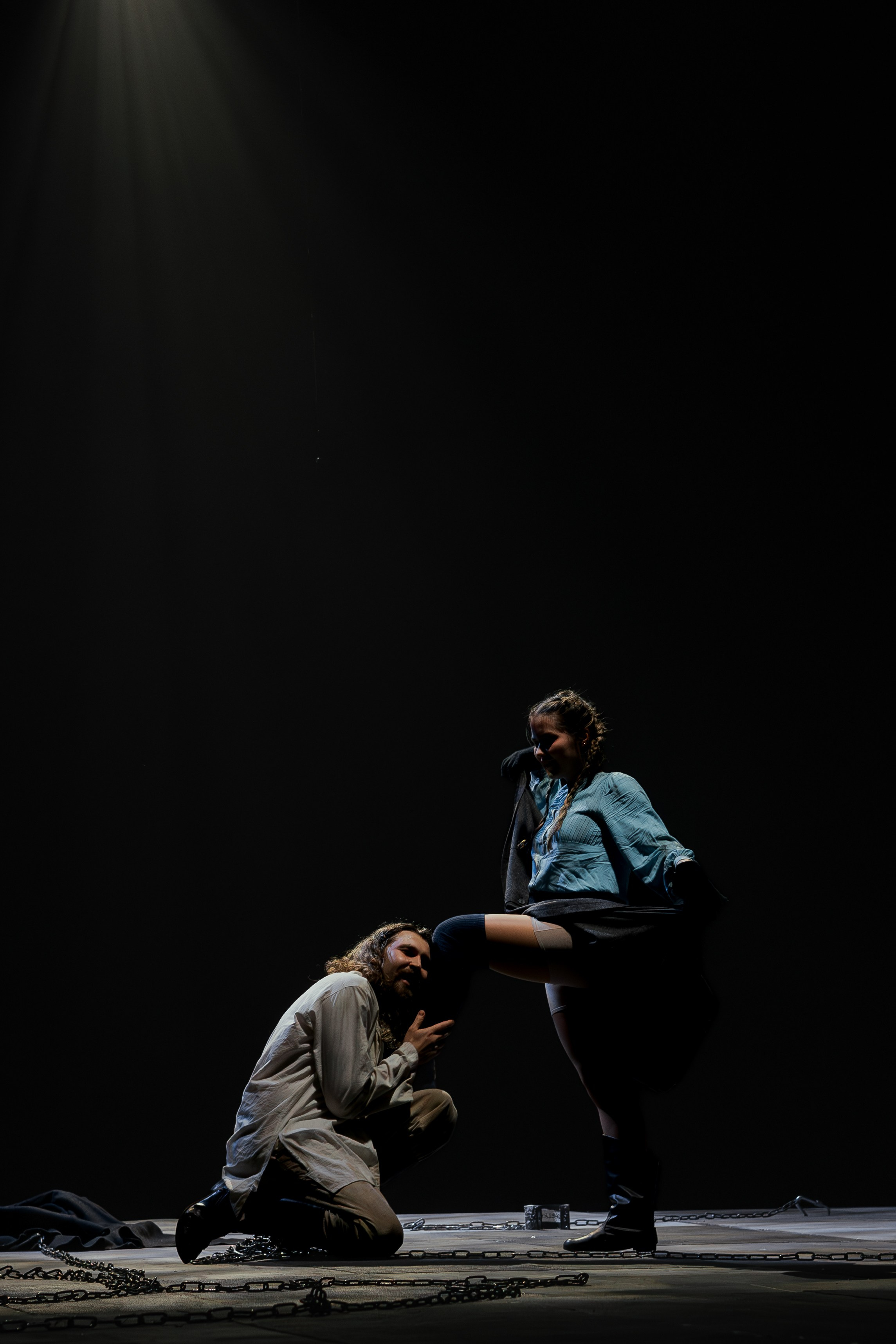 Астраханский Драматический Театр «Леди Макбет». Фотограф Марк Файзулин